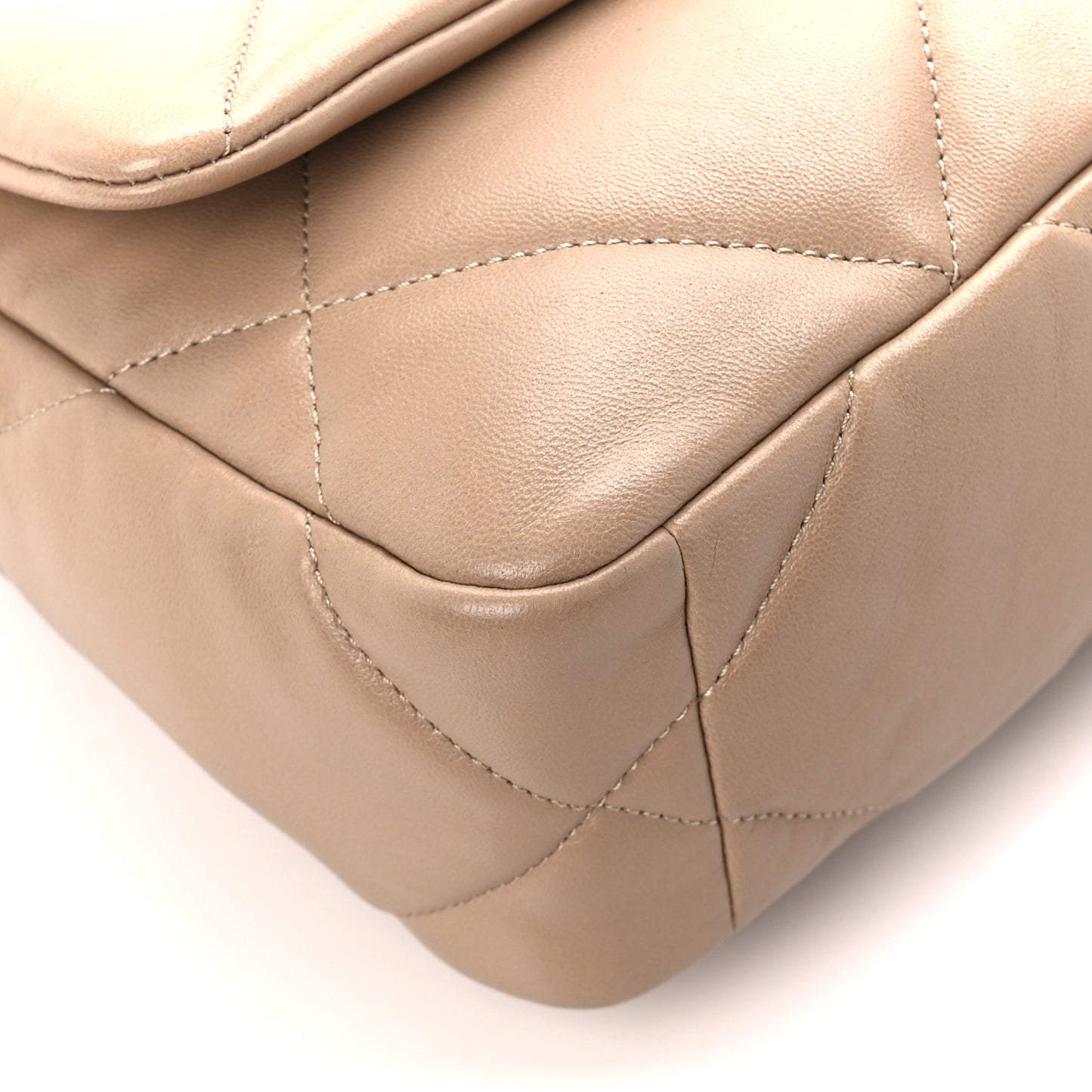 Lambskin Quilted Medium Chanel 19 Flap Dark Beige