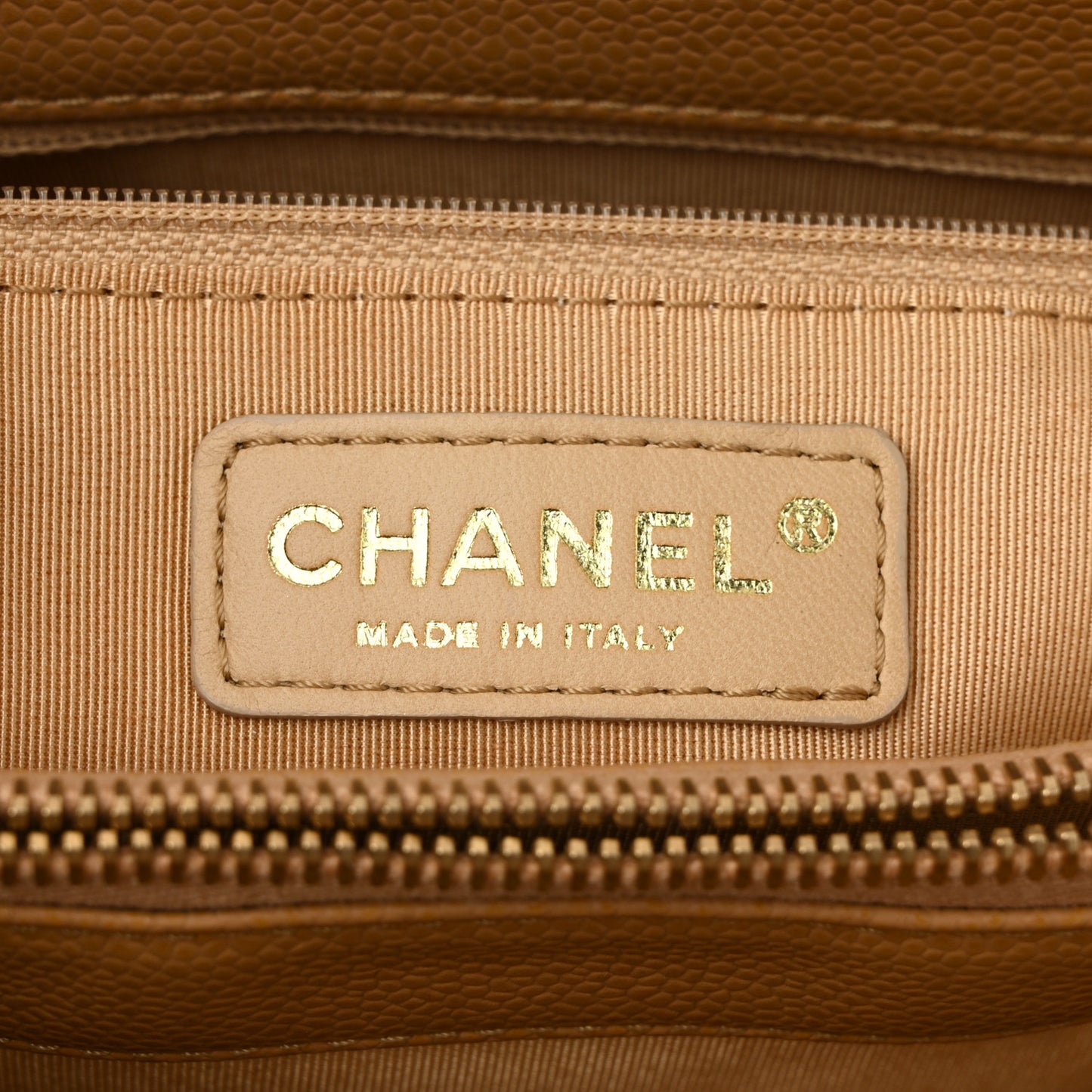 Caviar Quilted Grand Shopping Tote GST Beige Clair