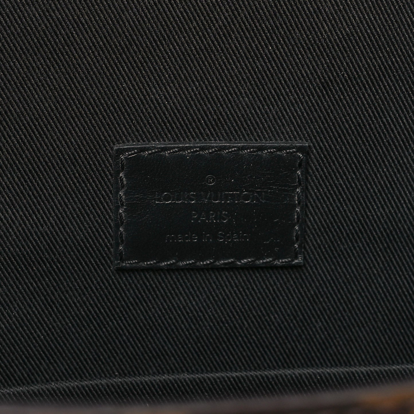 Monogram Macassar Archy Messenger MM