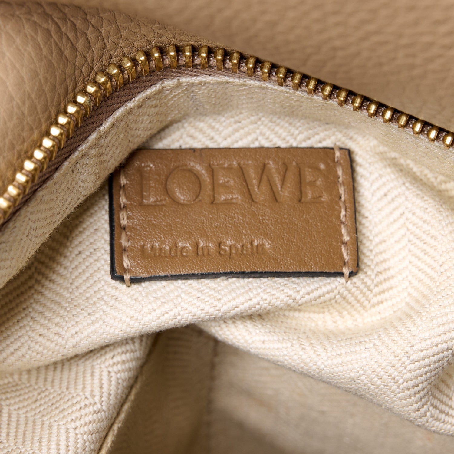 Loewe Calfskin Medium Puzzle Bag Sand Mink 6 of 12
