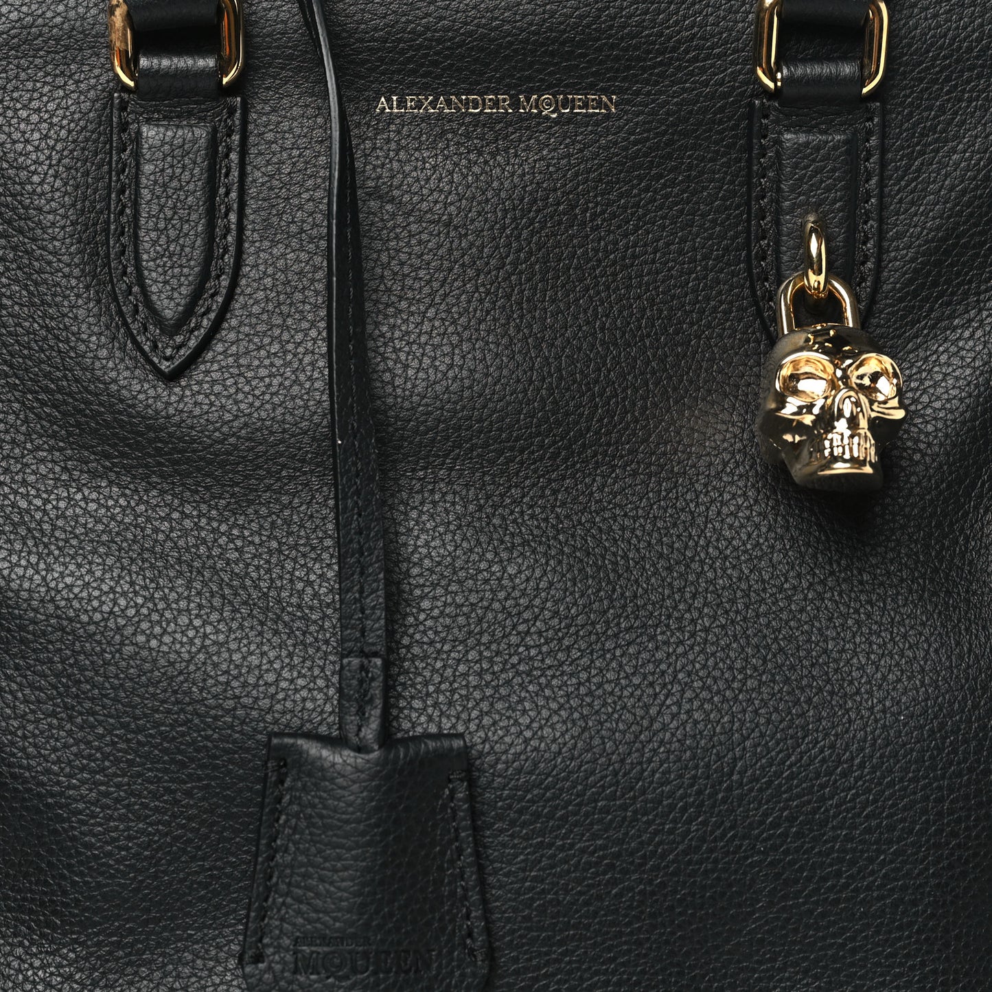Pebbled Calfskin Small Skull Padlock Zip Around Tote Black