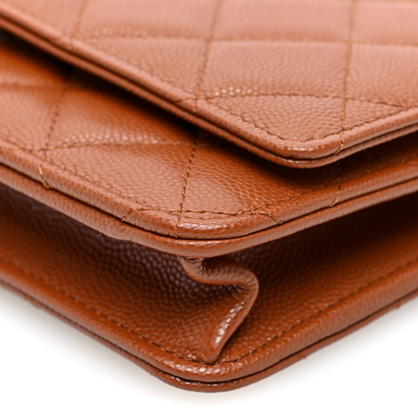 Shiny Caviar Quilted Strass Wallet On Chain WOC Light Brown