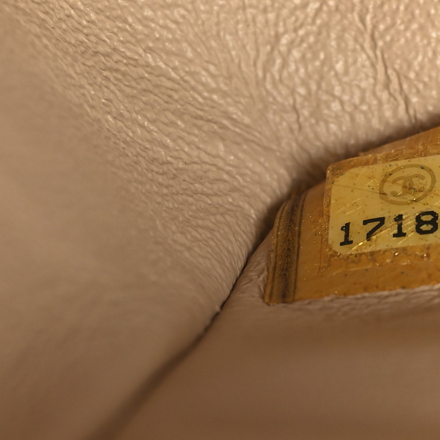 Caviar Quilted Medium Double Flap Beige