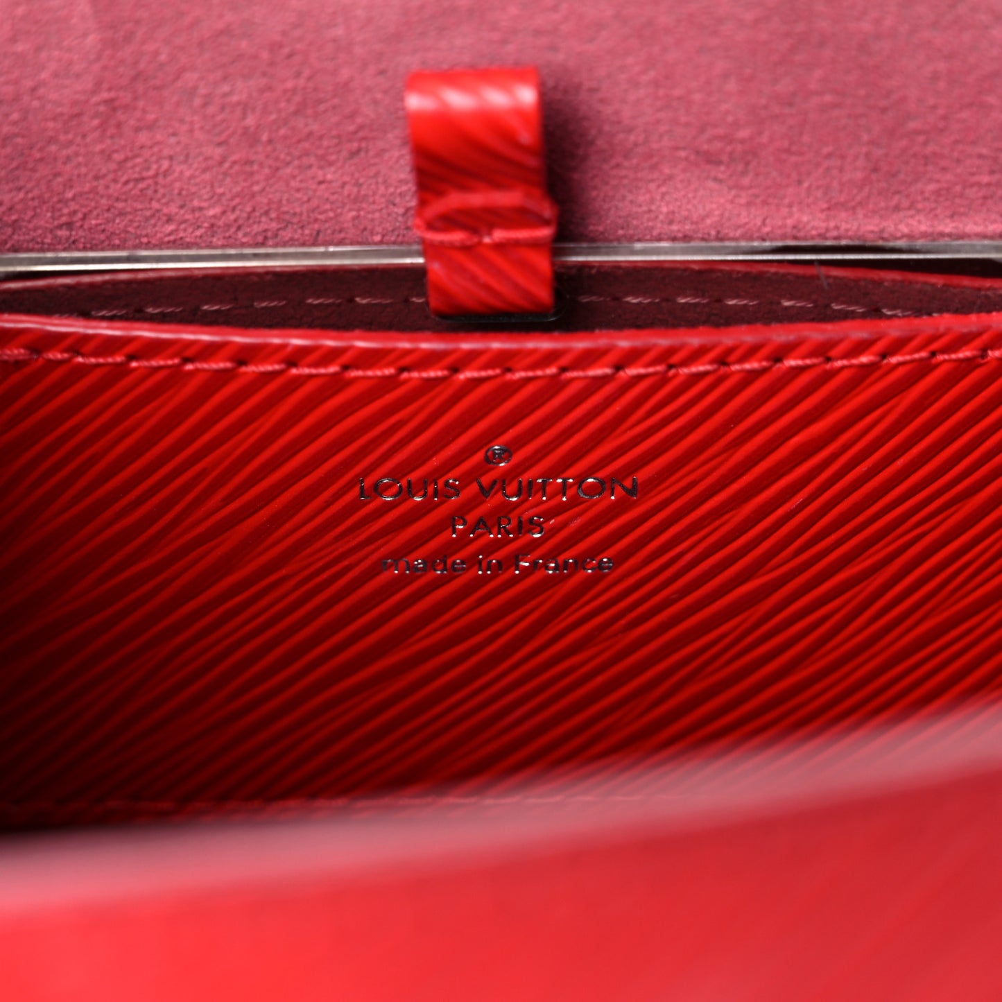 Epi Twist Shoulder Bag MM Coquelicot