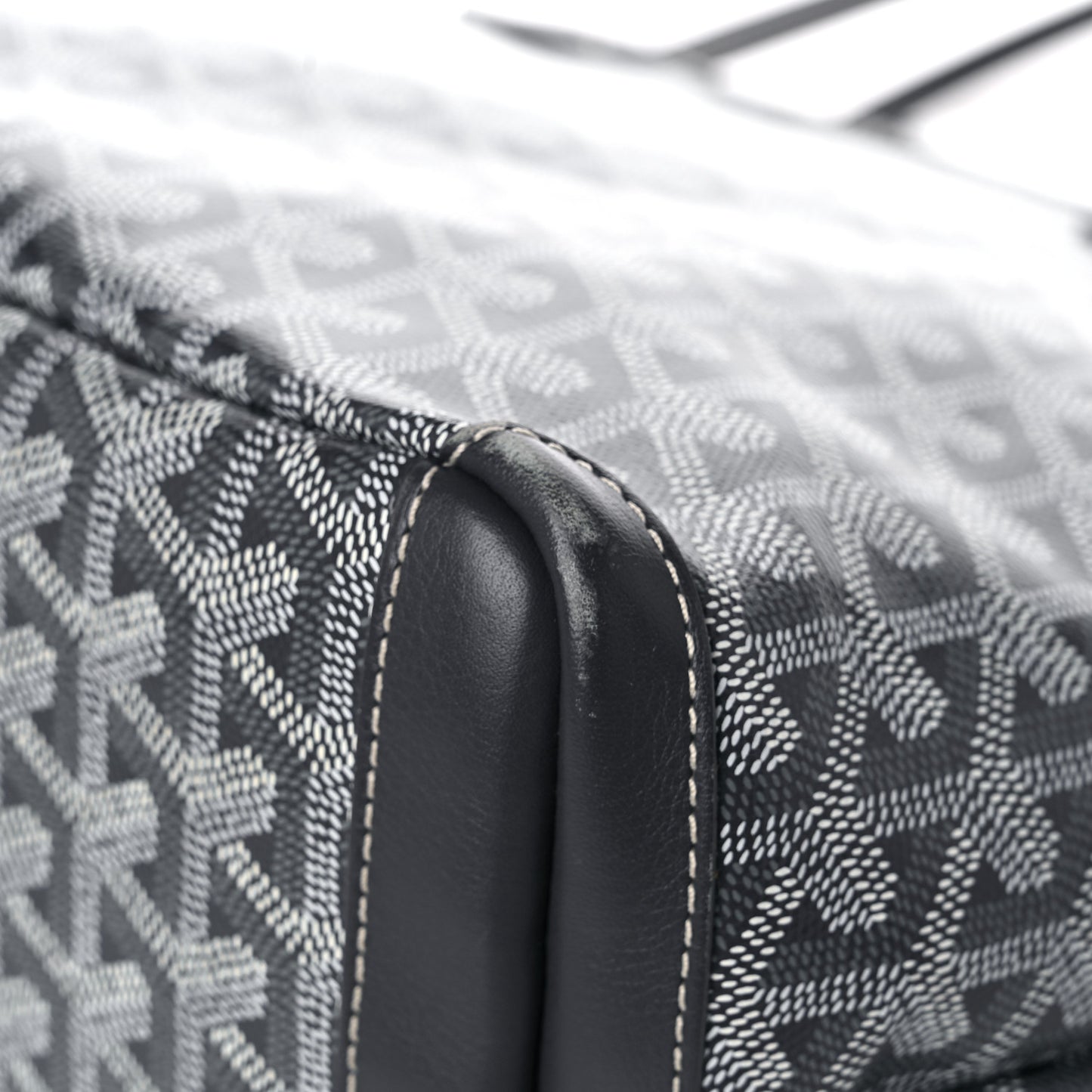 Goyardine Artois PM Grey