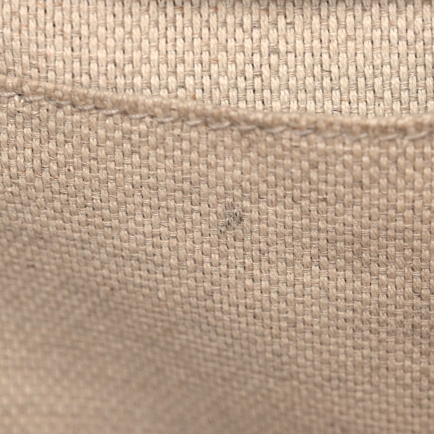 Gucci Pebbled Calfskin Small Soho Disco Bag Vibrant Red 17 of 19