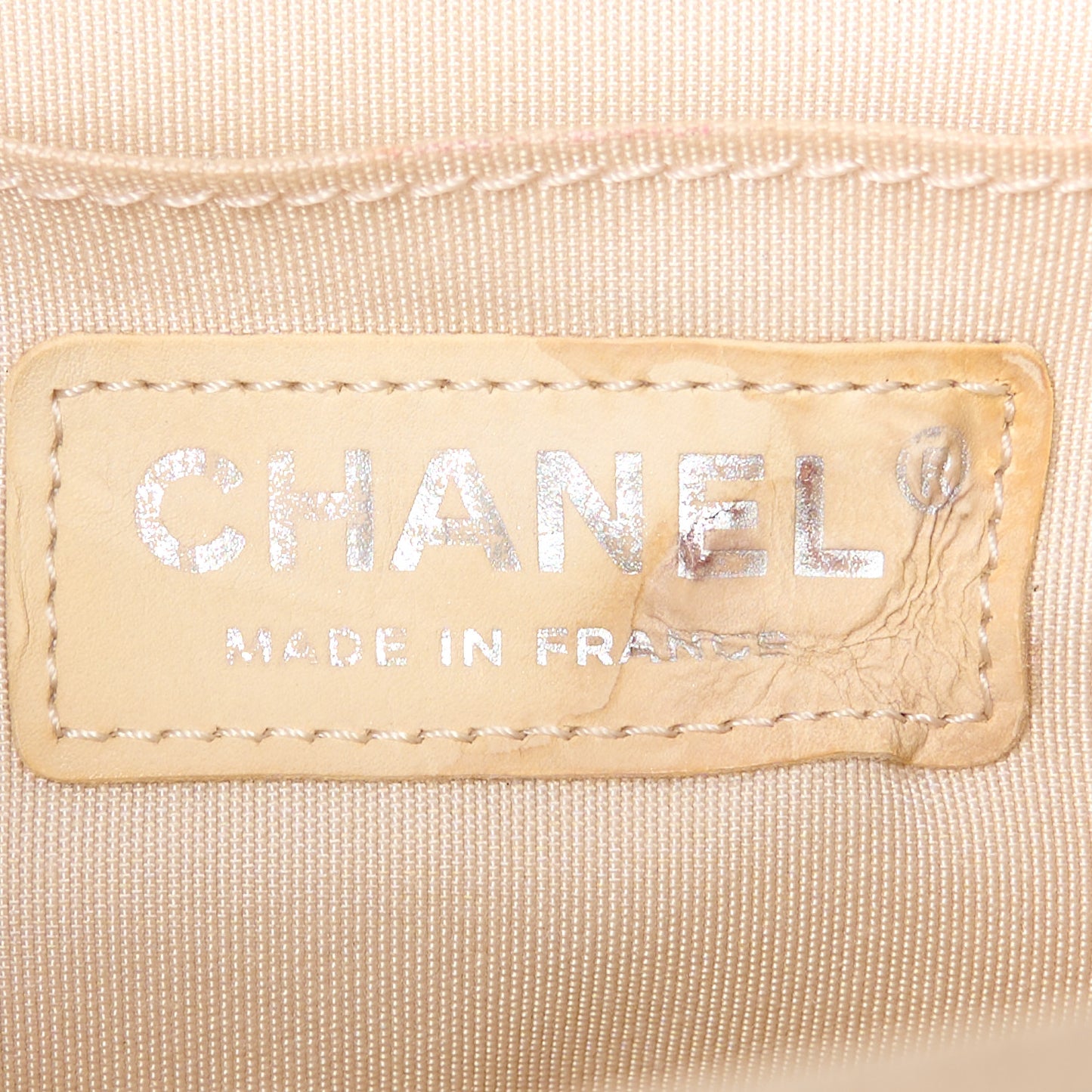 Caviar Chevron Quilted Small Boy Flap Light Beige