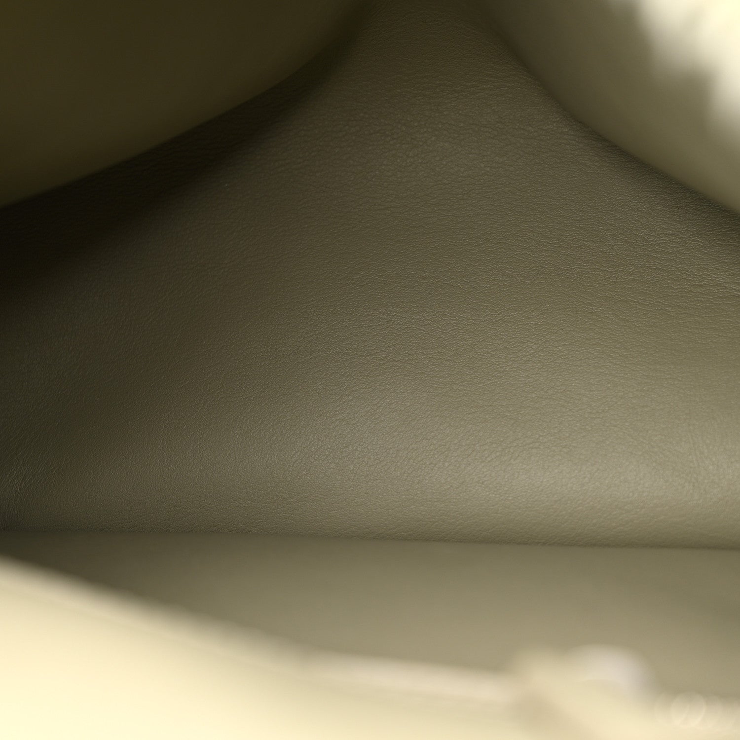 Saint Laurent Calfskin Shearling Monogram Medium Niki Chain Satchel Grey 5 of 10