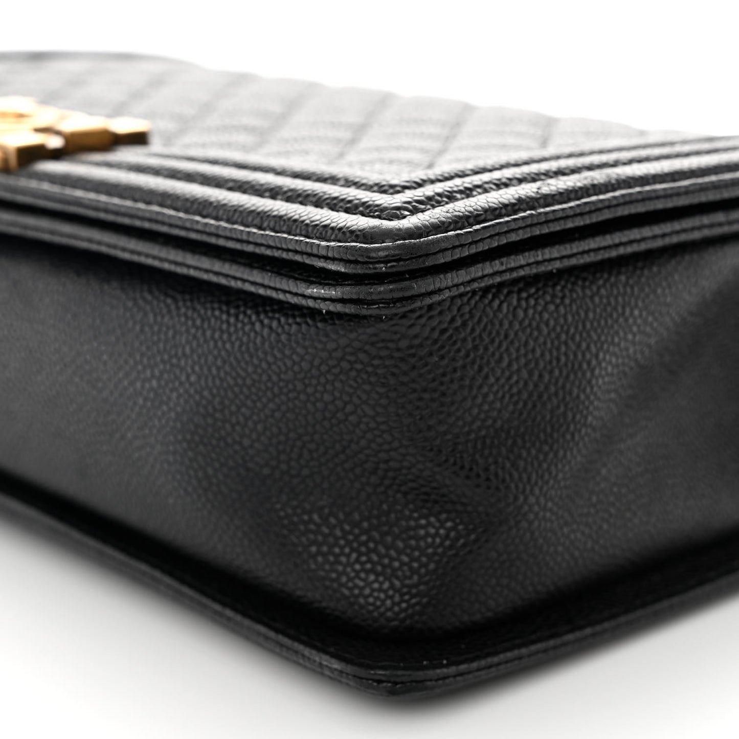 Caviar Quilted New Medium Boy Flap Black