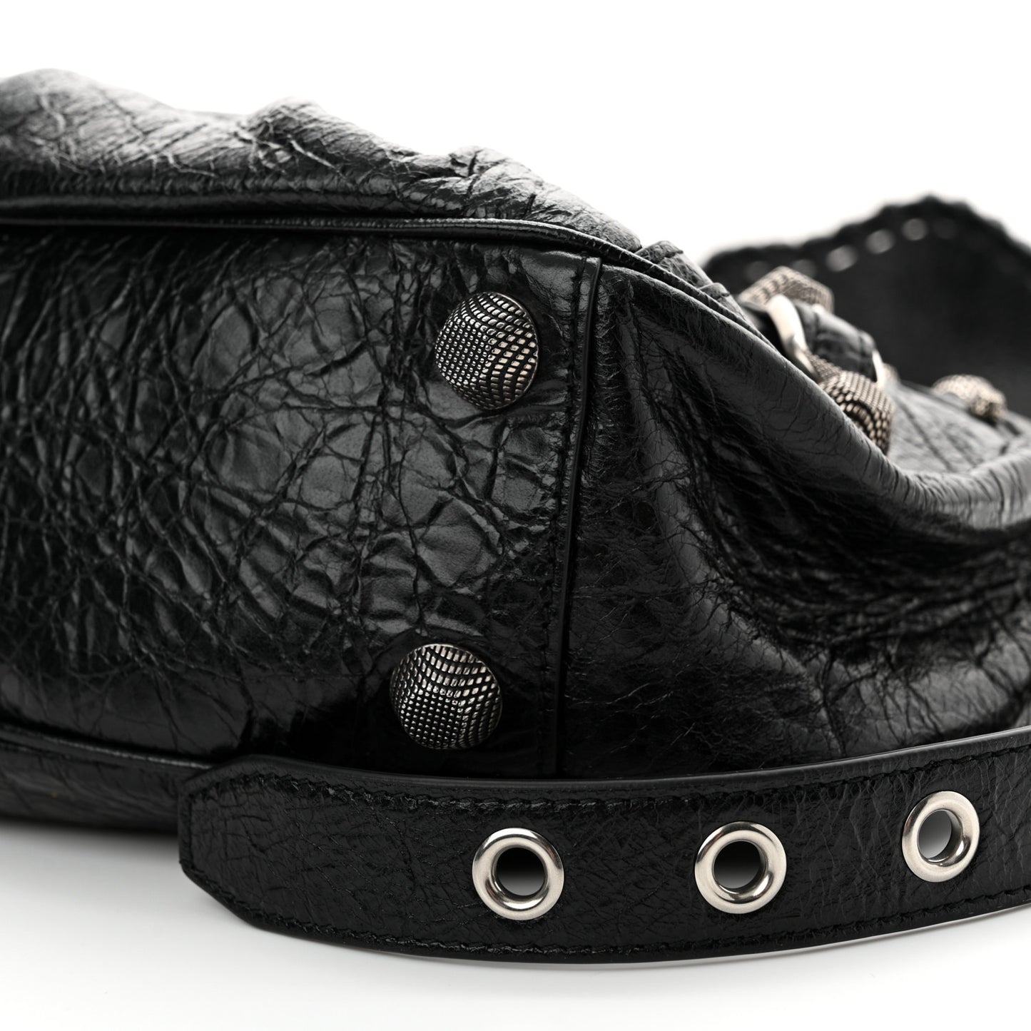 Agneau Arena Small Le Cagole Shoulder Bag Black