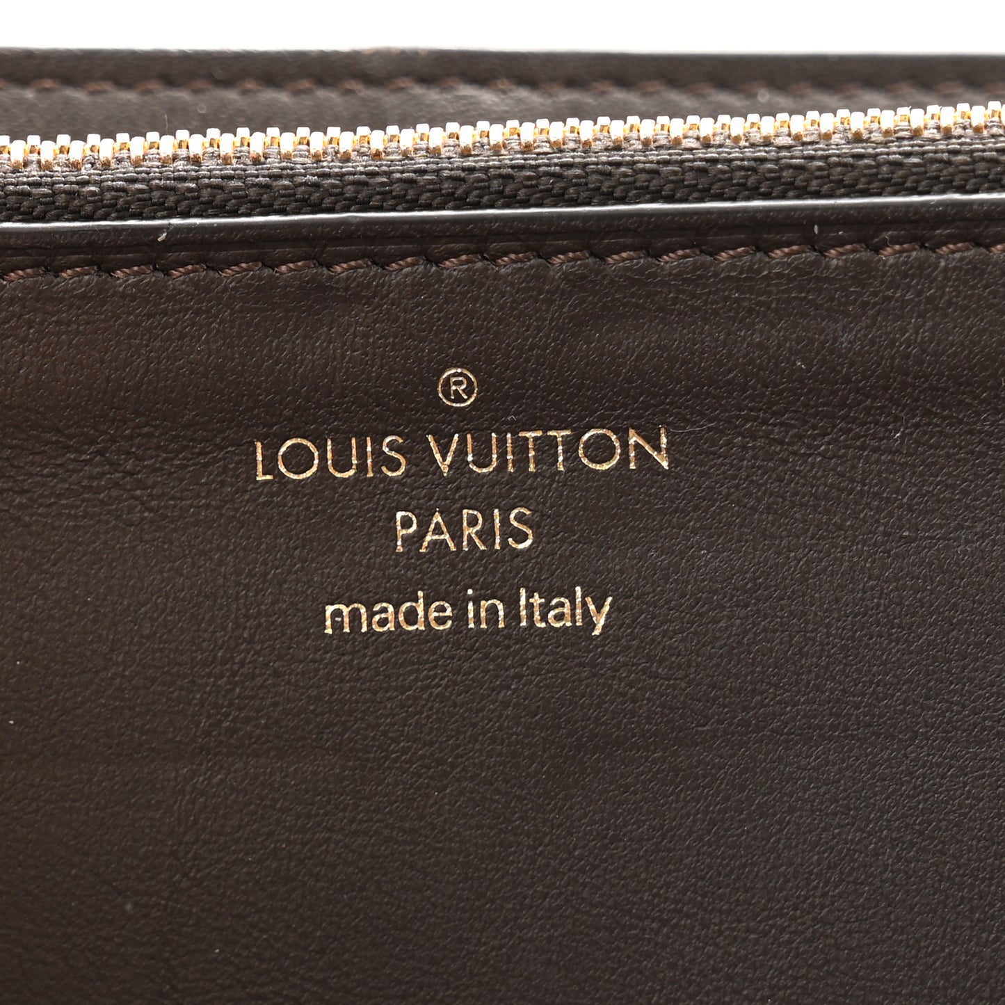Taurillon Capucines Wallet Galet