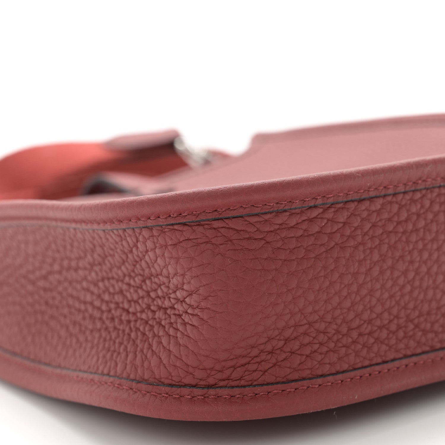 Hermes Taurillon Clemence Amazone Evelyne TPM Rouge H 9 of 11