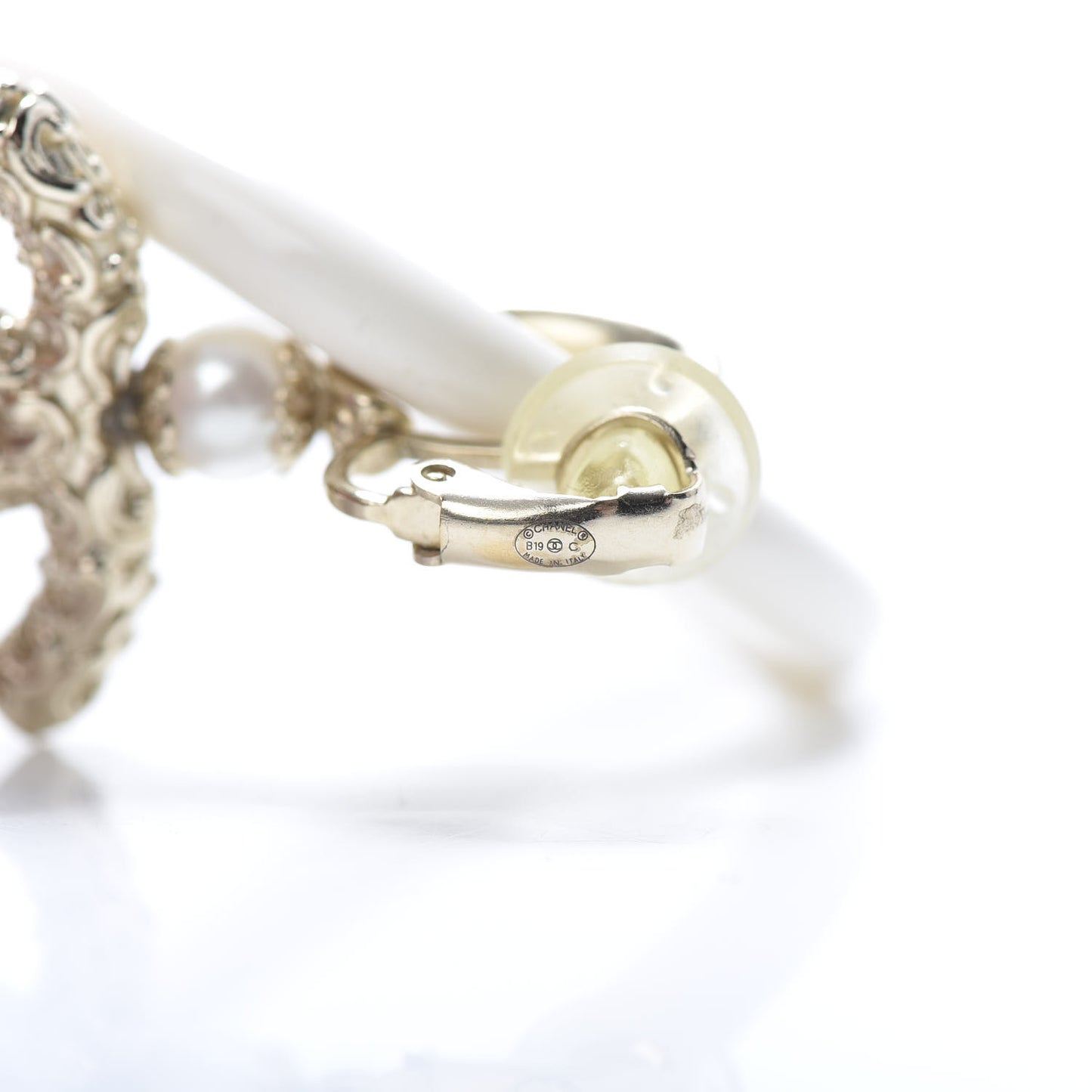 Resin Crystal Pearl CC Drop Earrings White Gold