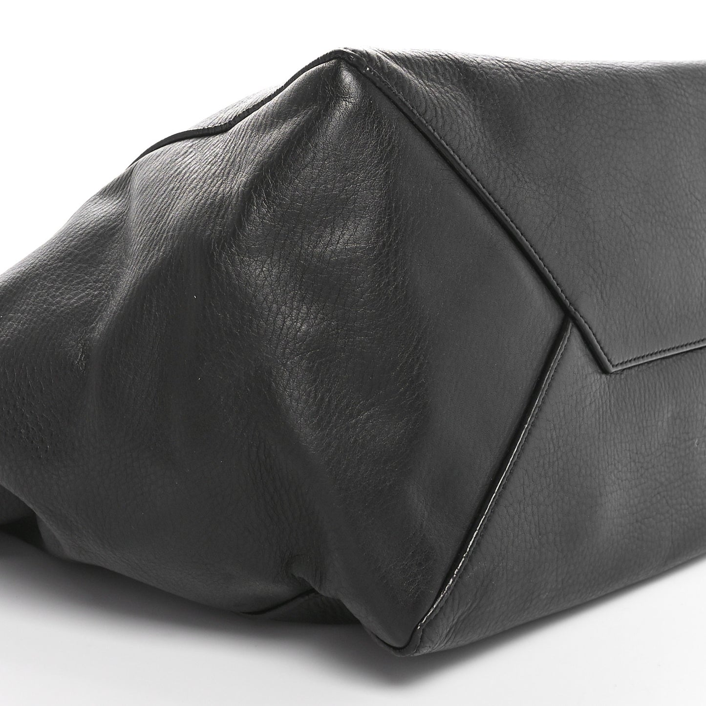 Soft Grained Calfskin Small Belt Cabas Phantom Black