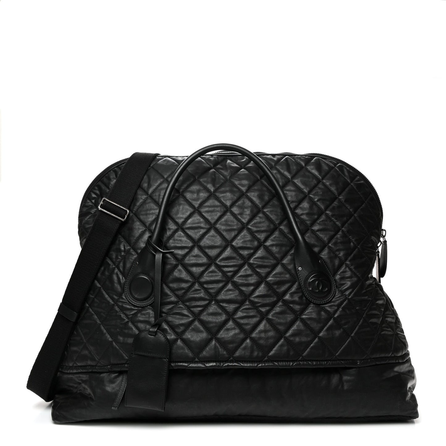 Coated Canvas Quilted Large Garment Travel Bag Black