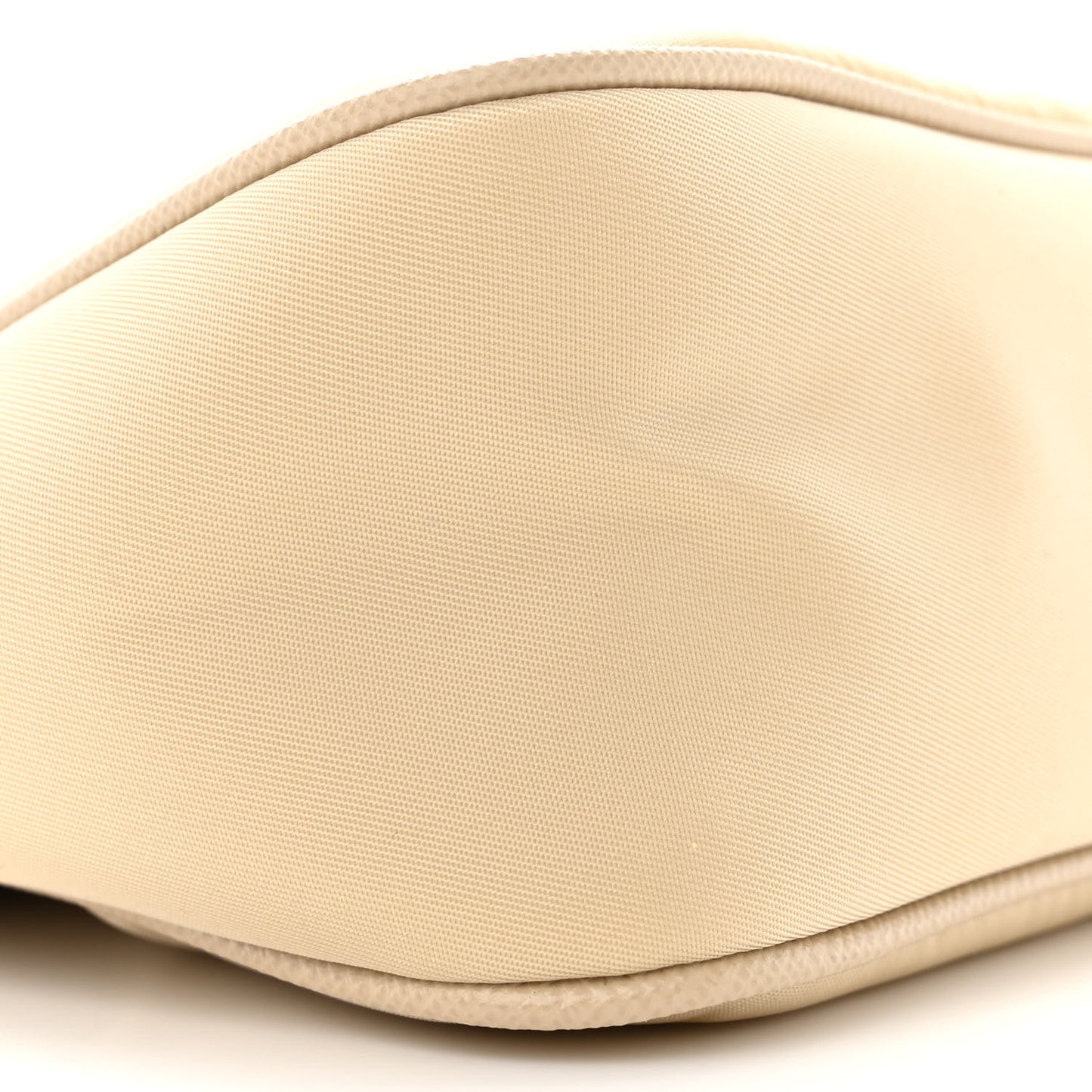 Re-Nylon Saffiano Re-Edition 2005 Shoulder Bag Deserto