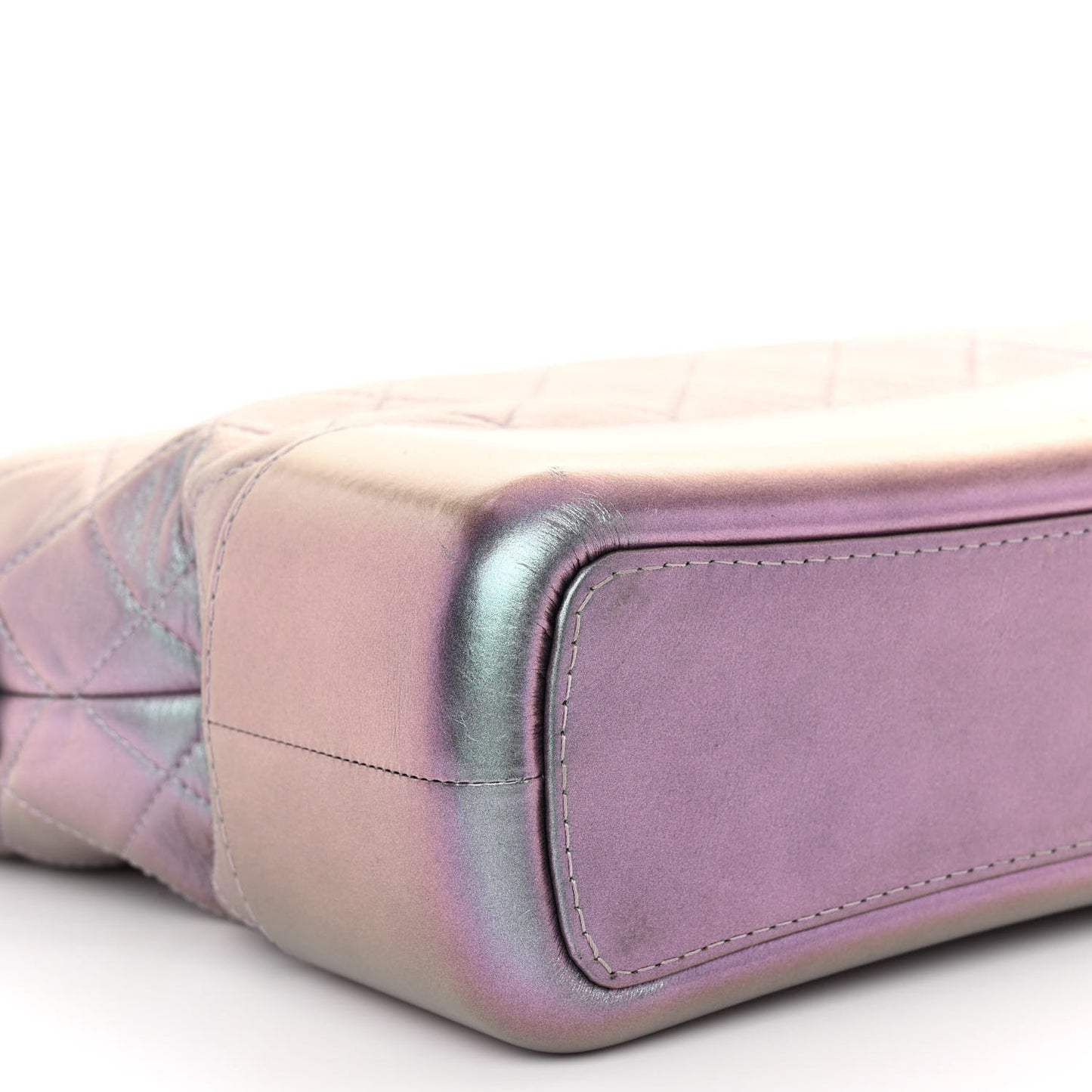 Iridescent Lambskin Calfskin Quilted Medium Gabrielle Hobo Light Purple
