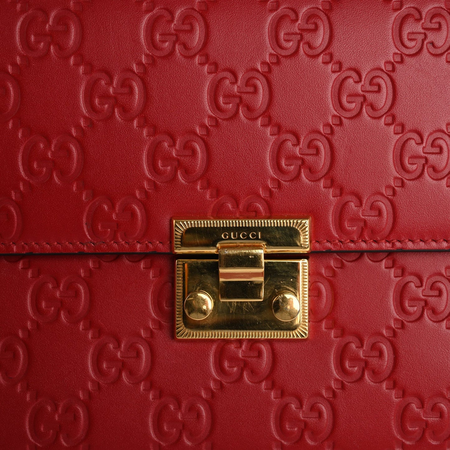 Guccissima Padlock Clutch Hibiscus Red