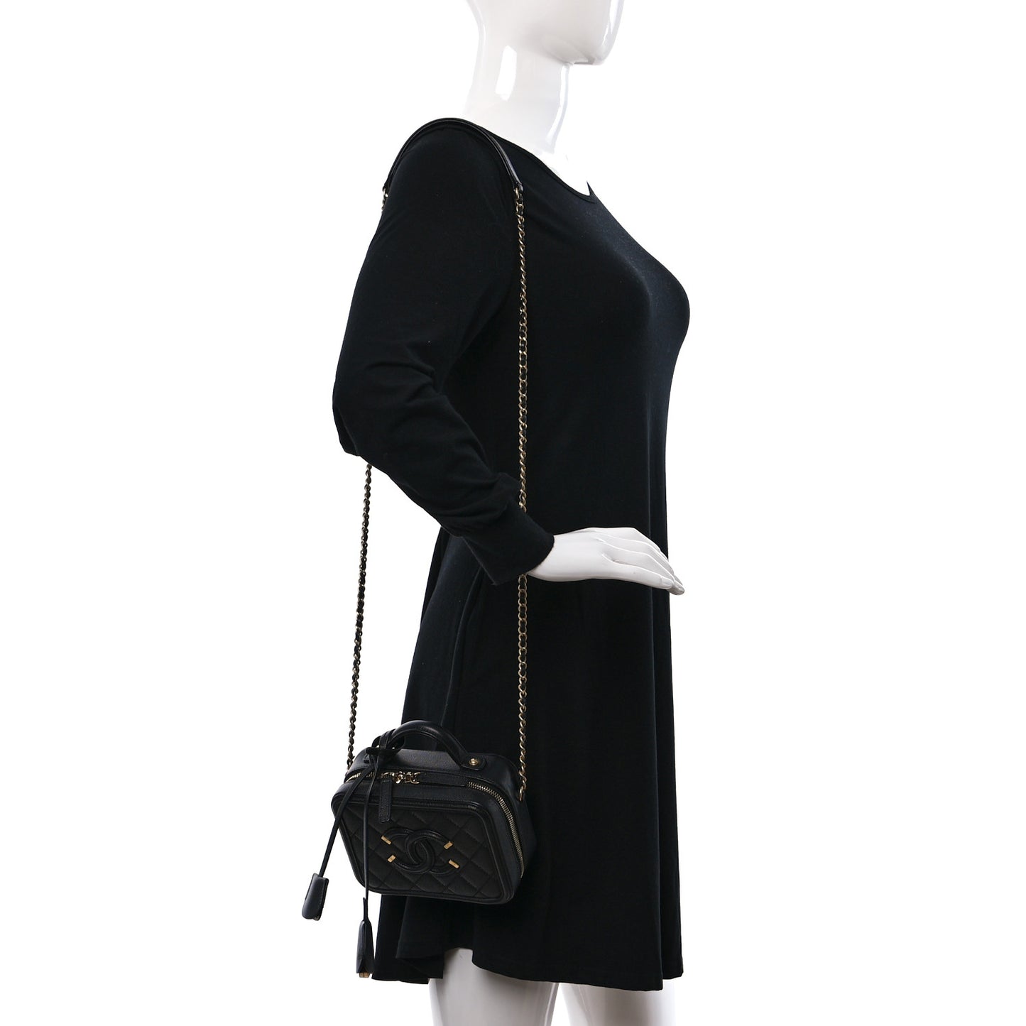 Caviar Quilted Small CC Filigree Vanity Case Black