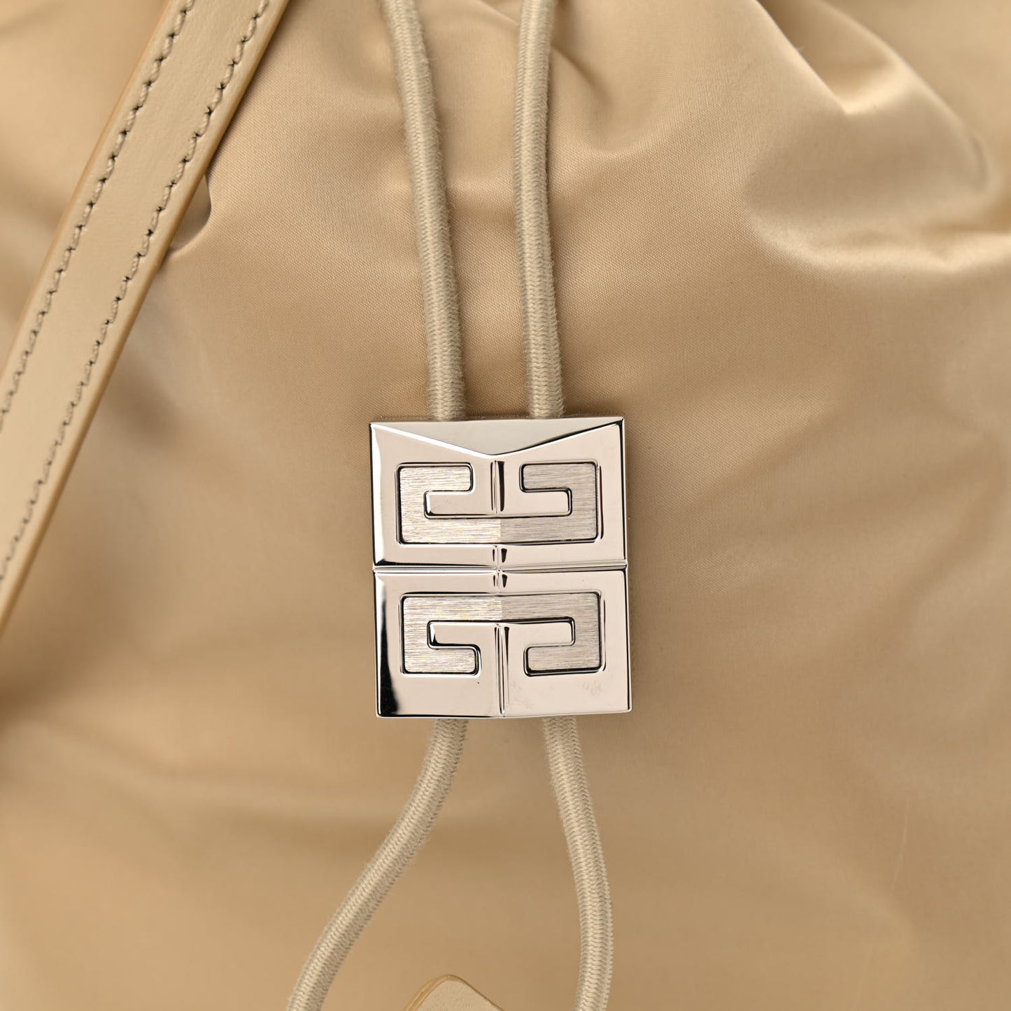 Nylon Light 4G Bucket Bag Beige Cappuccino