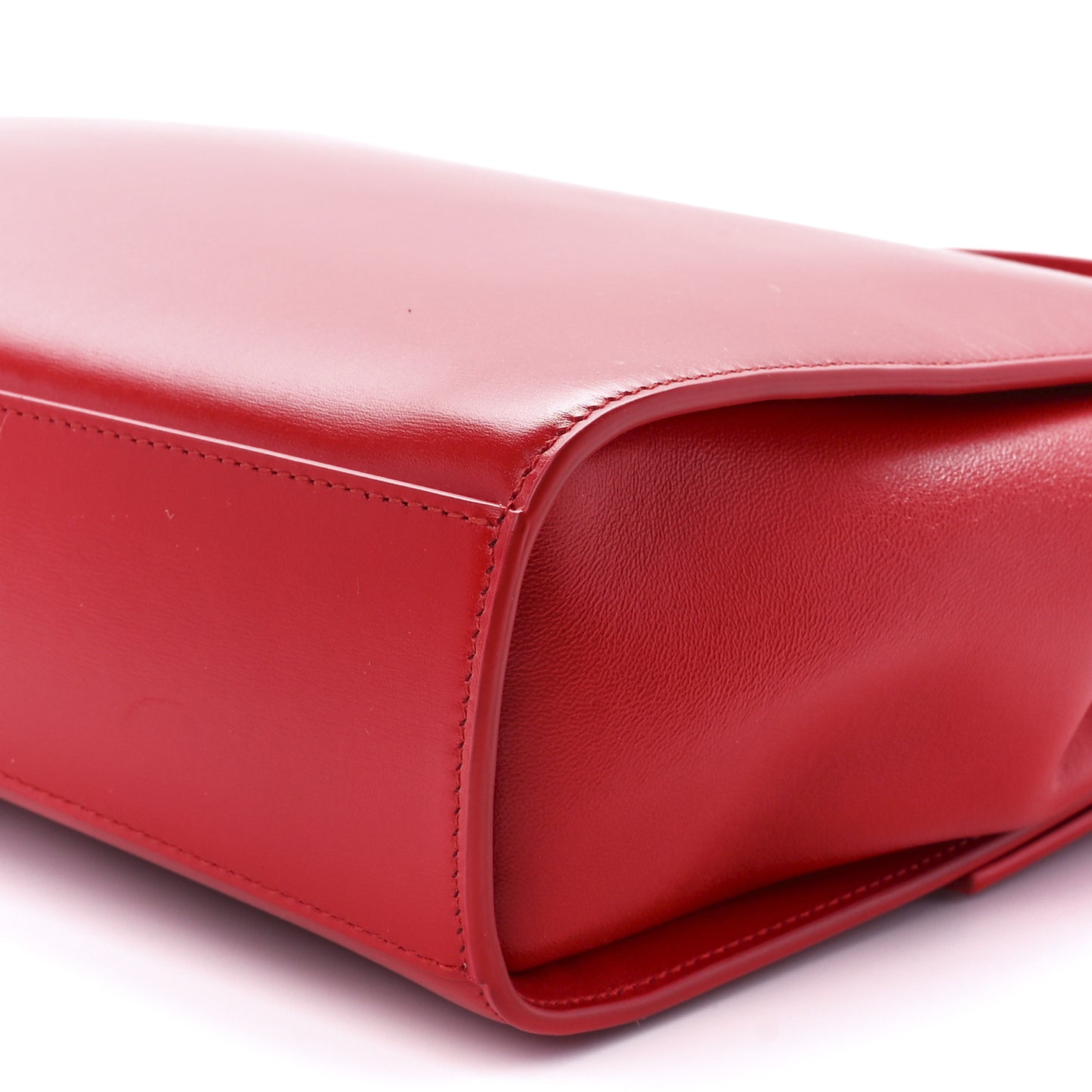 Box Calfskin Nappa Clip Bag Red