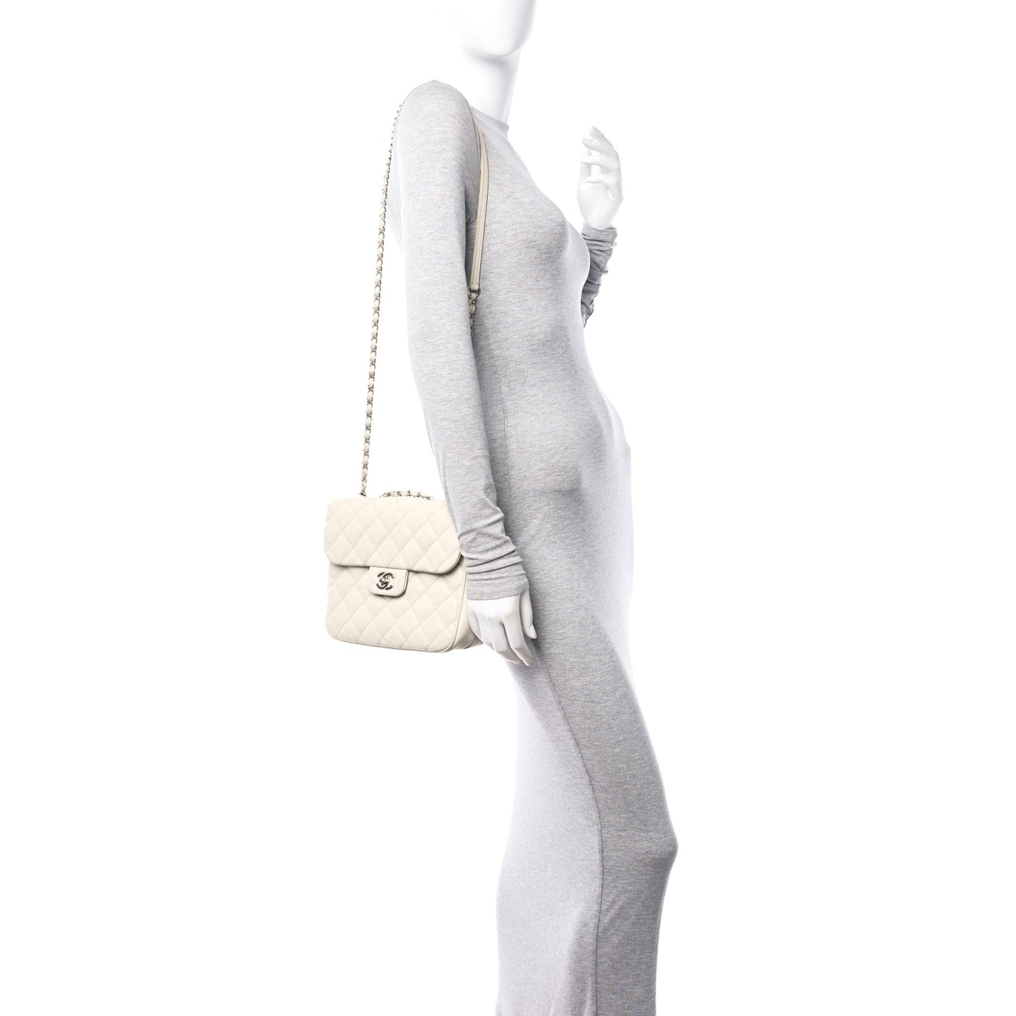 Caviar Quilted Medium Urban Companion Flap Ivory