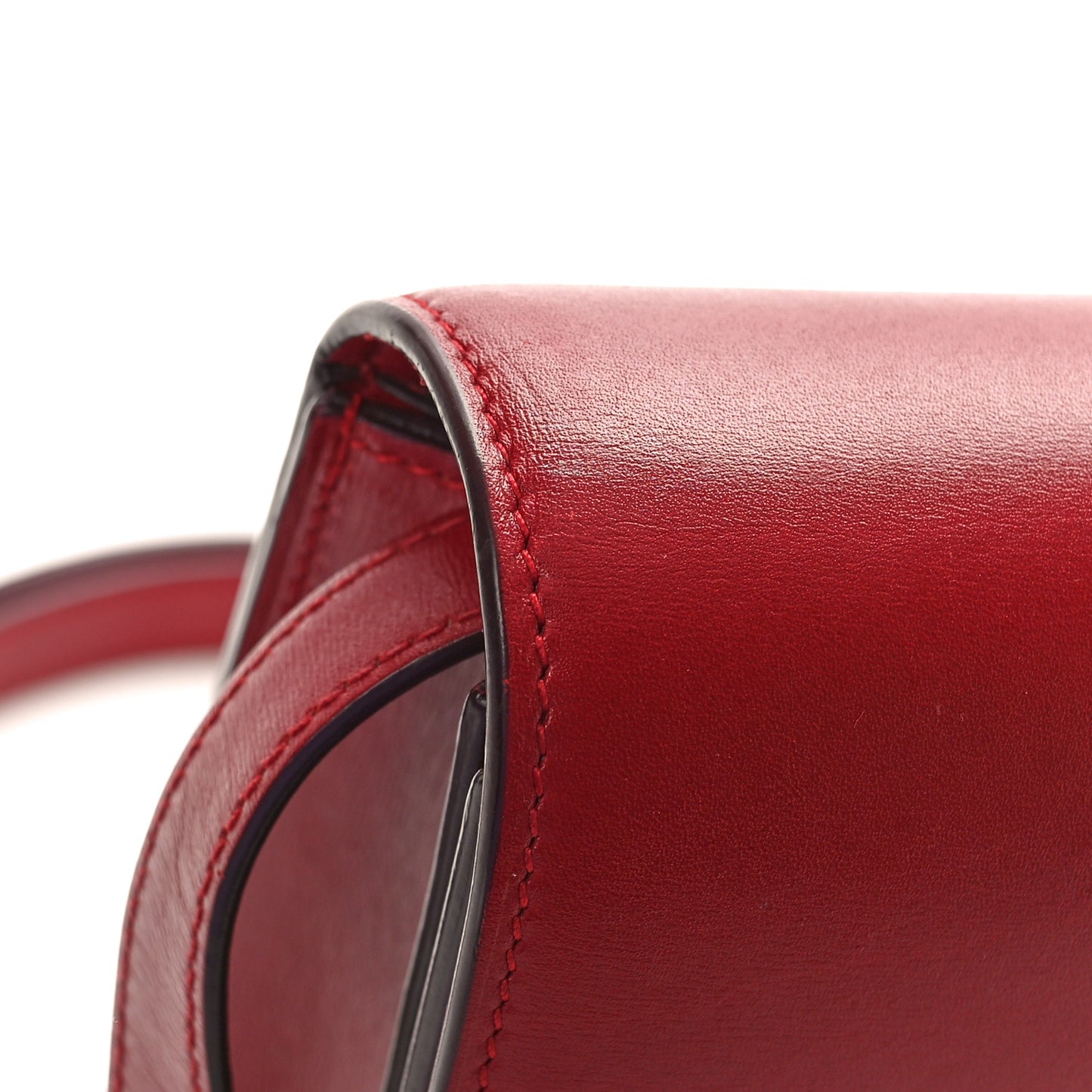 Box Calfskin Medium Classic Box Flap Bag Red