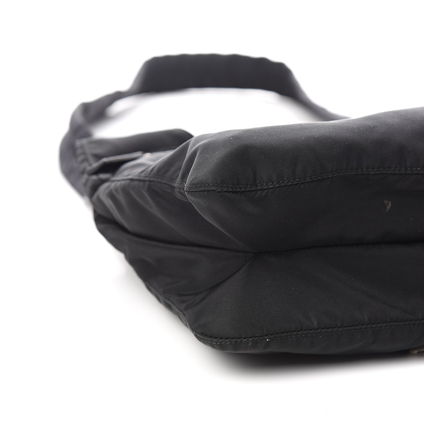 Nylon Flat Messenger Bag Black