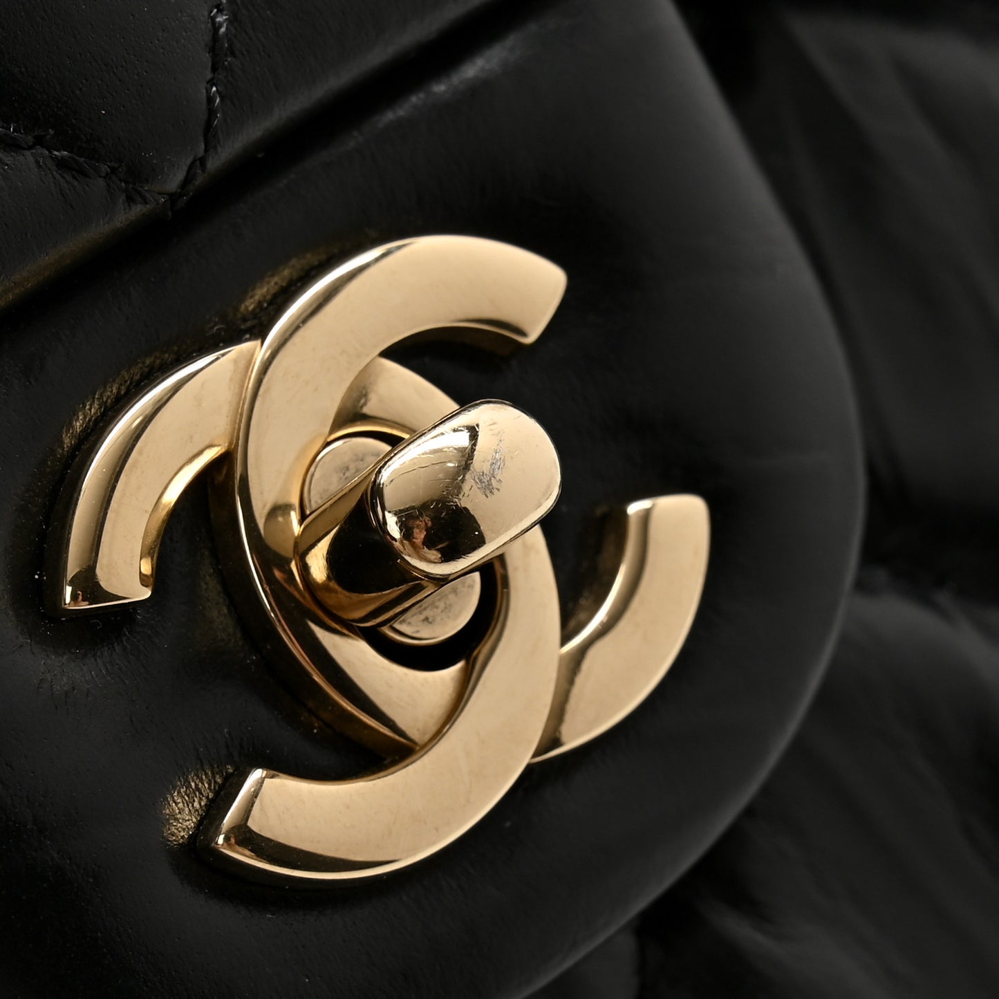 Crumpled Calfskin Quilted Clutch Black