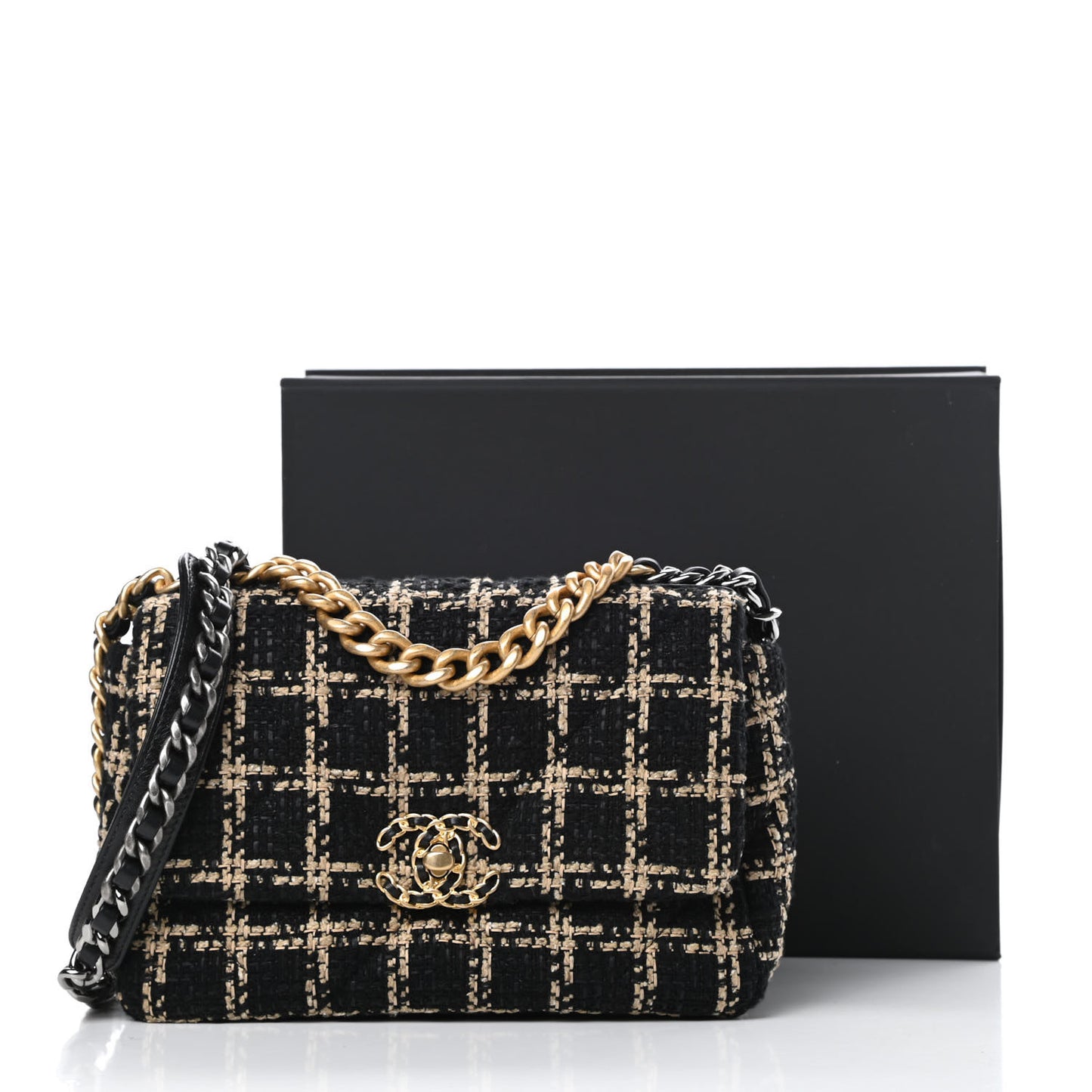 Tweed Quilted Medium Chanel 19 Flap Black Beige