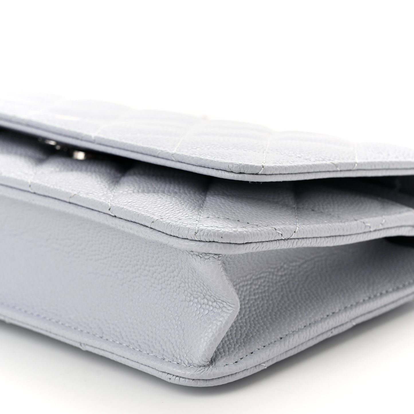 Caviar Quilted Wallet On Chain WOC Light Grey