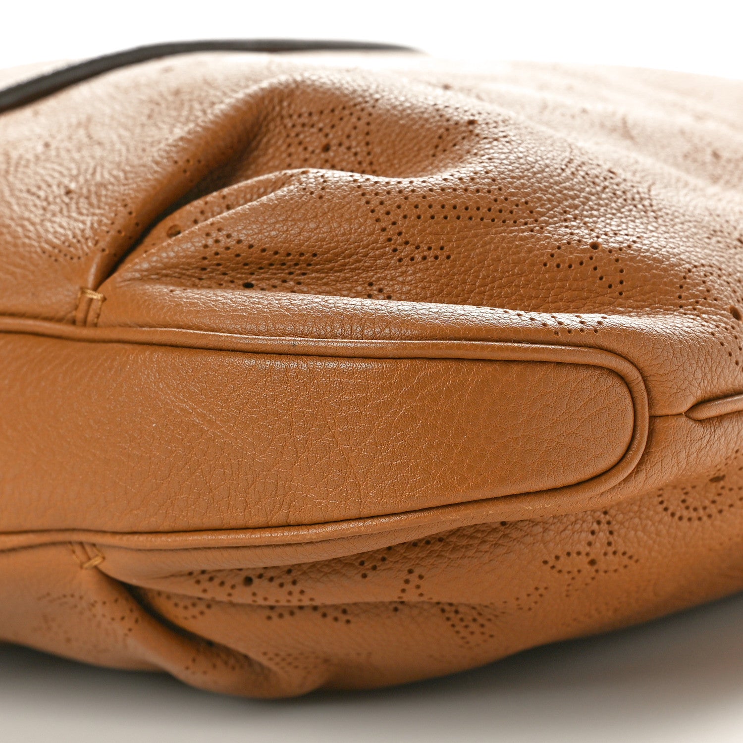 Louis Vuitton Mahina Selene PM Caramel 9 of 10