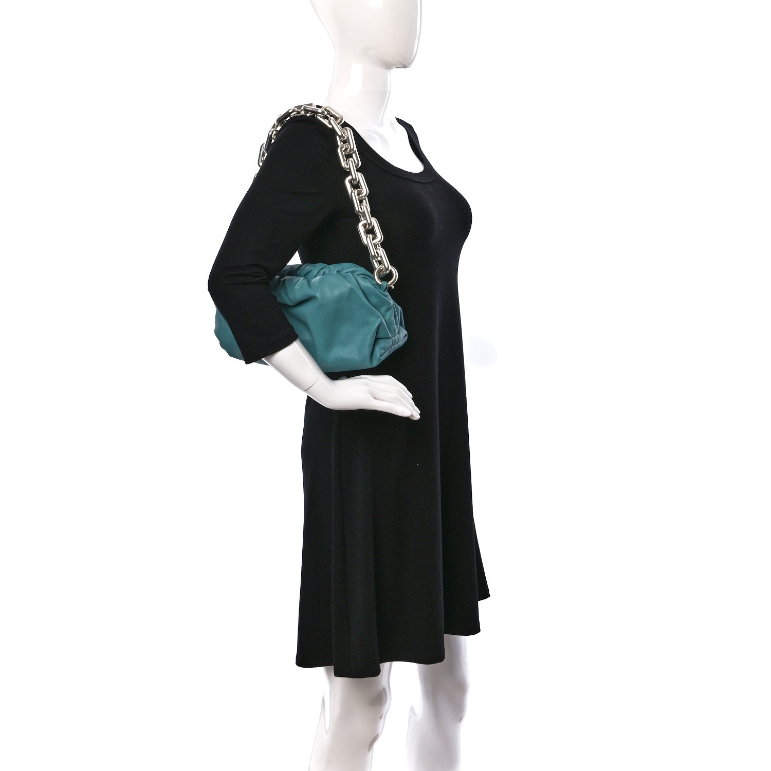Bottega Veneta Calfskin The Pouch Chain Linloleum 2 of 8
