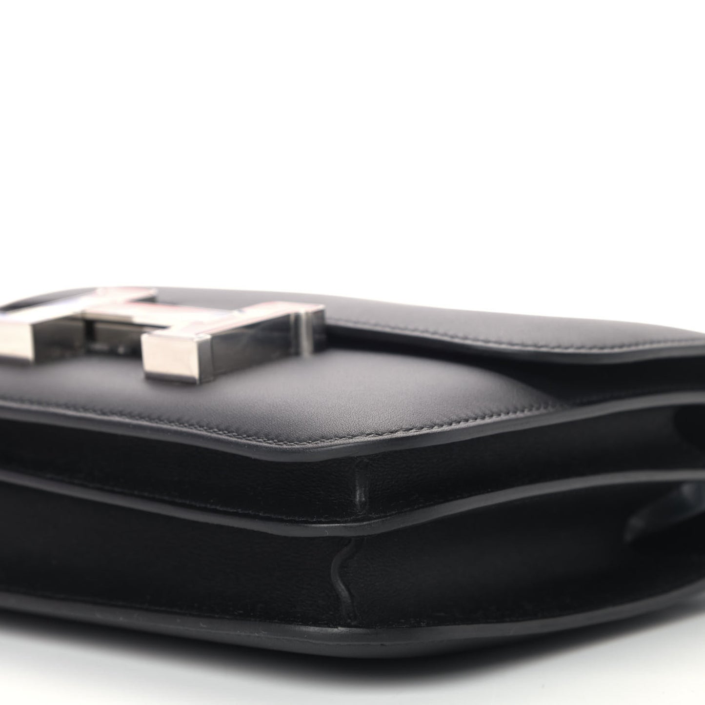 Swift Marble Constance 18 Black