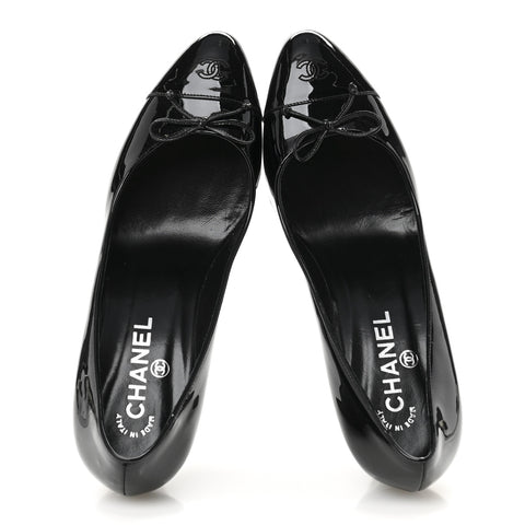 Patent Calfskin Bow Cap Toe CC Pumps 40 Black
