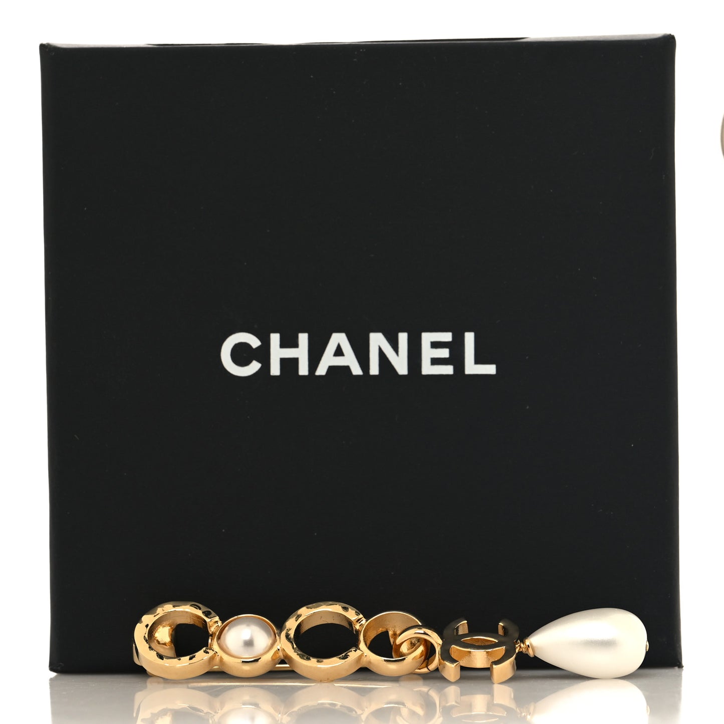 Pearl Coco Brooch Gold