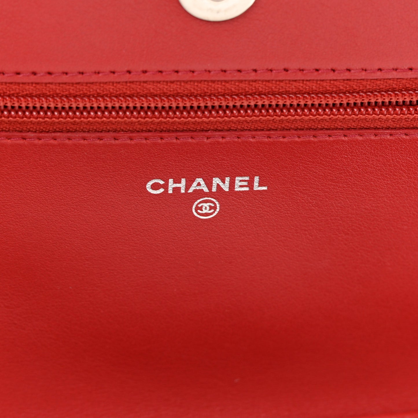 Caviar Quilted Boy Wallet On Chain WOC Red