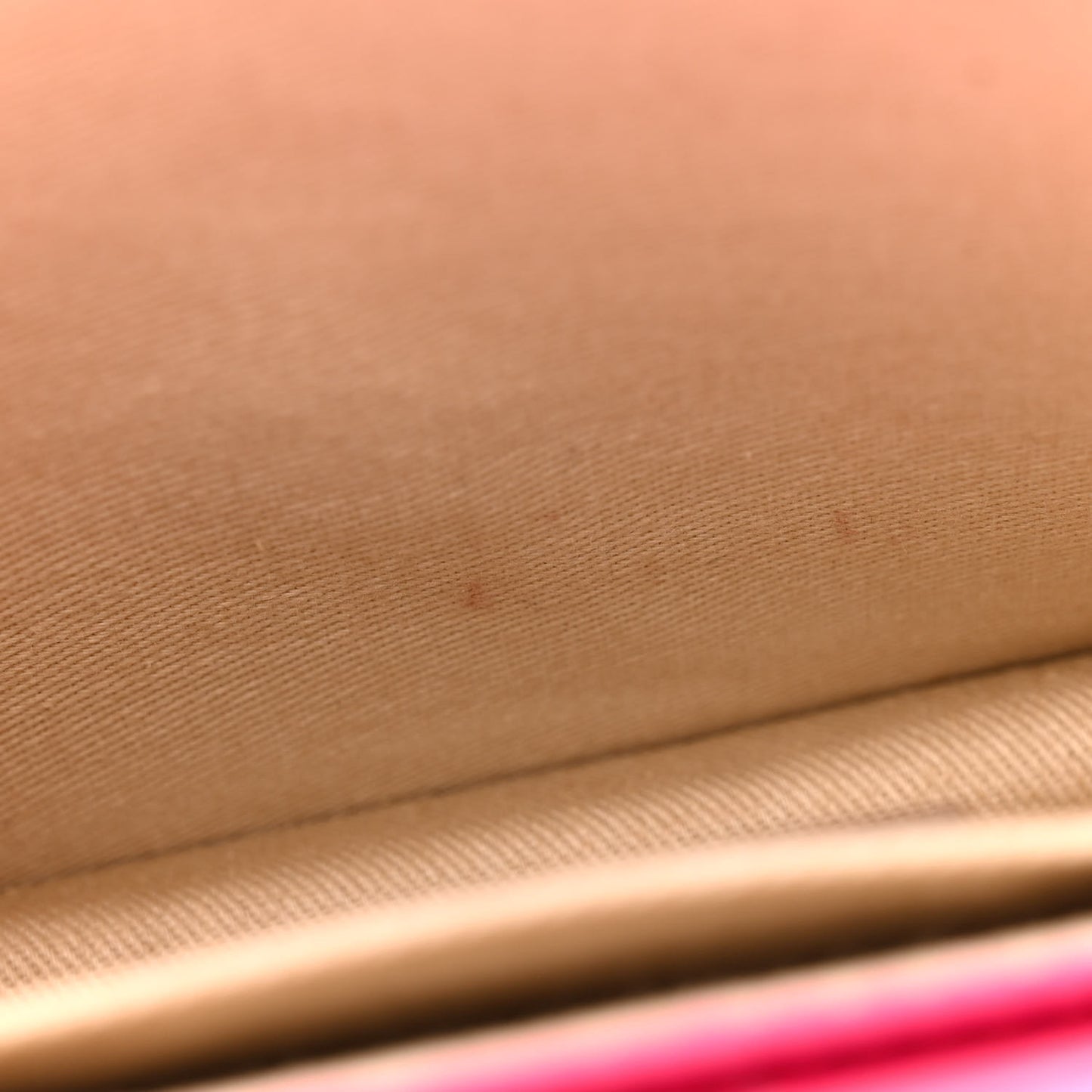 Calfskin Crocodile Embossed Le Riviera Pink