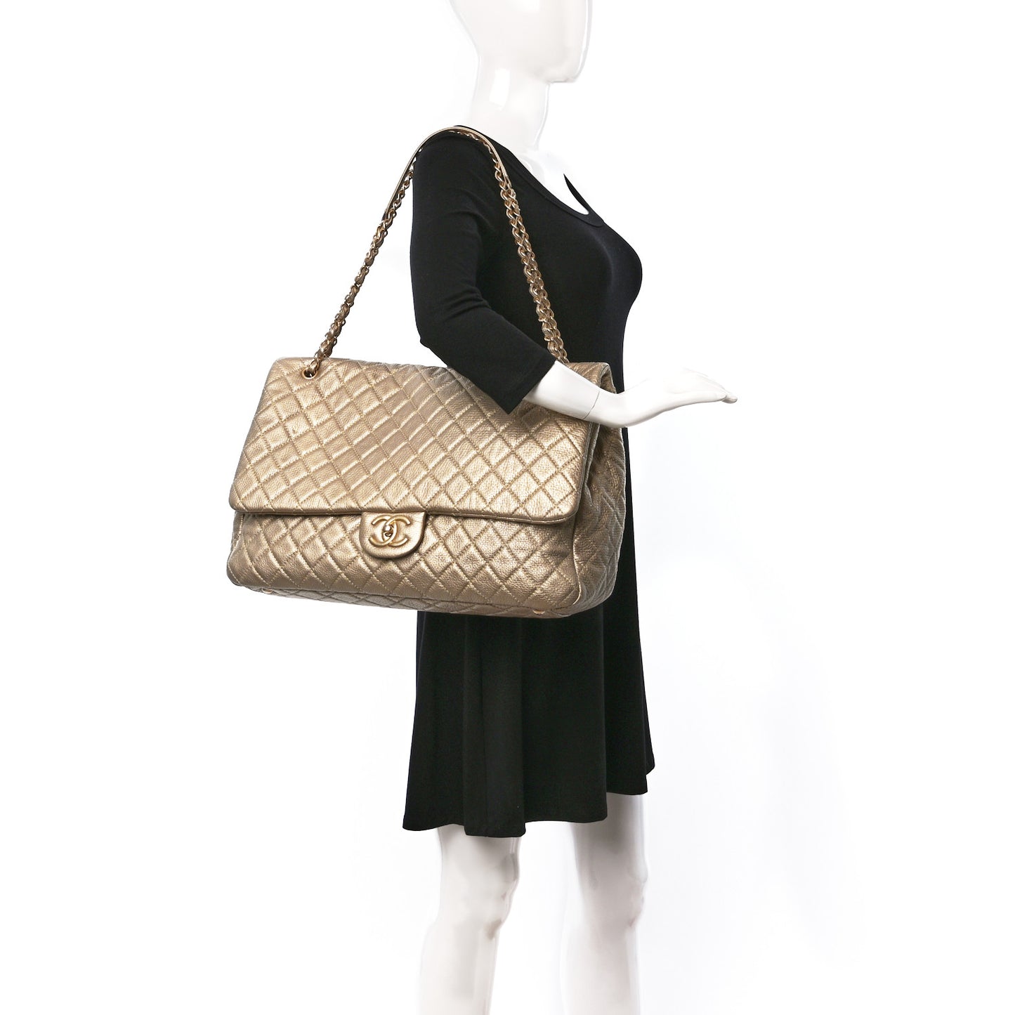 Metallic Calfskin Quilted Small XXL Travel Flap Bag Gold
