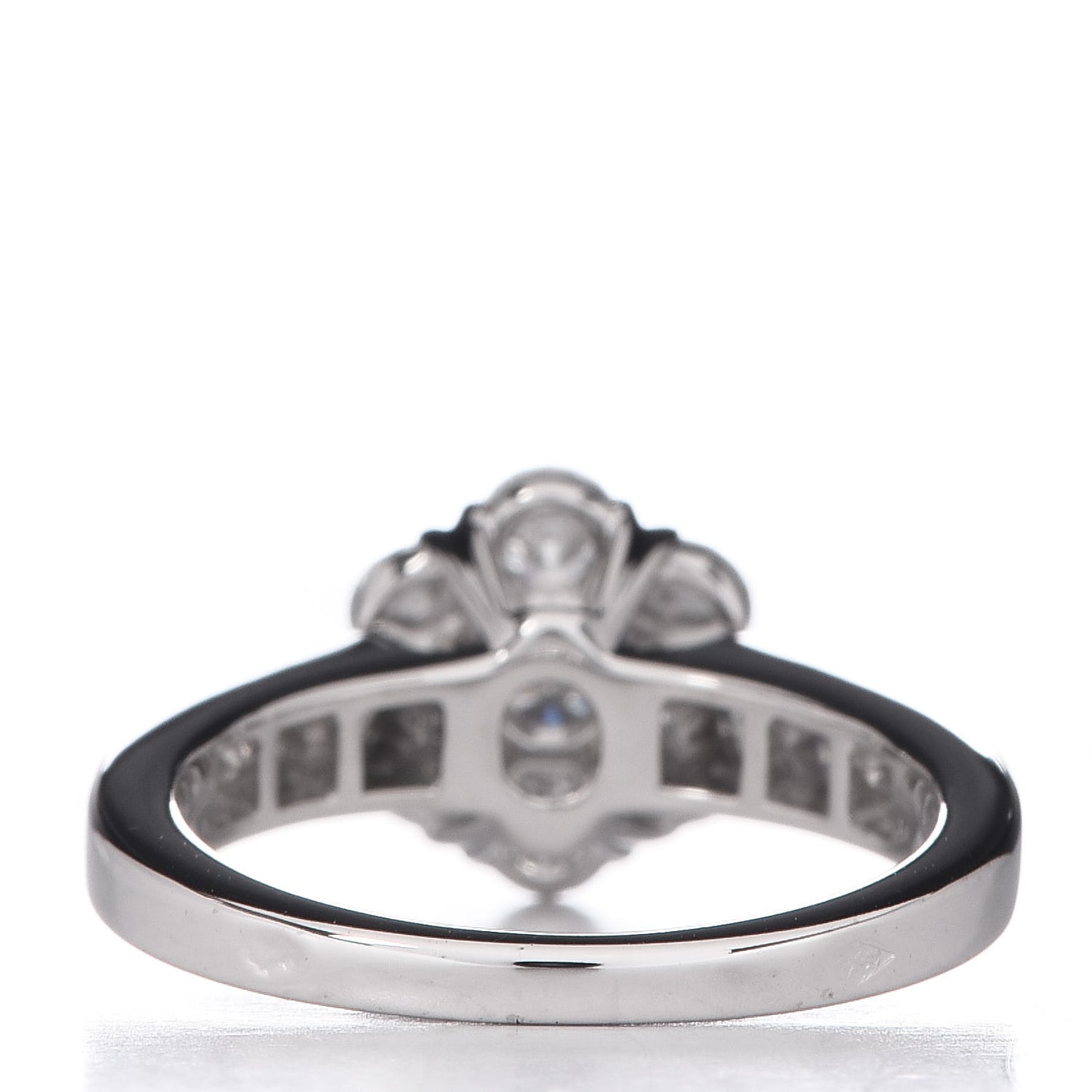18K White Gold Diamond Large Fleurette Ring 49 4.75