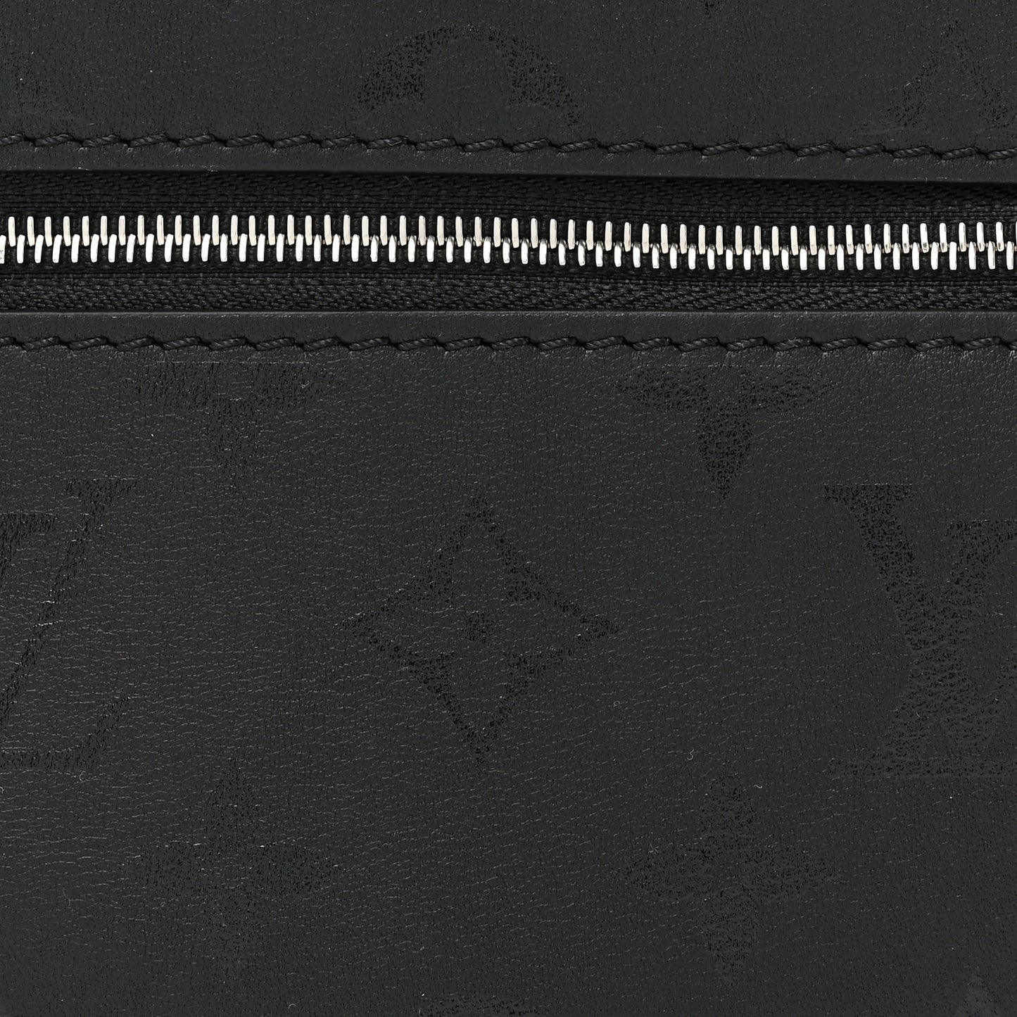 Calfskin Monogram Loop H27 Black
