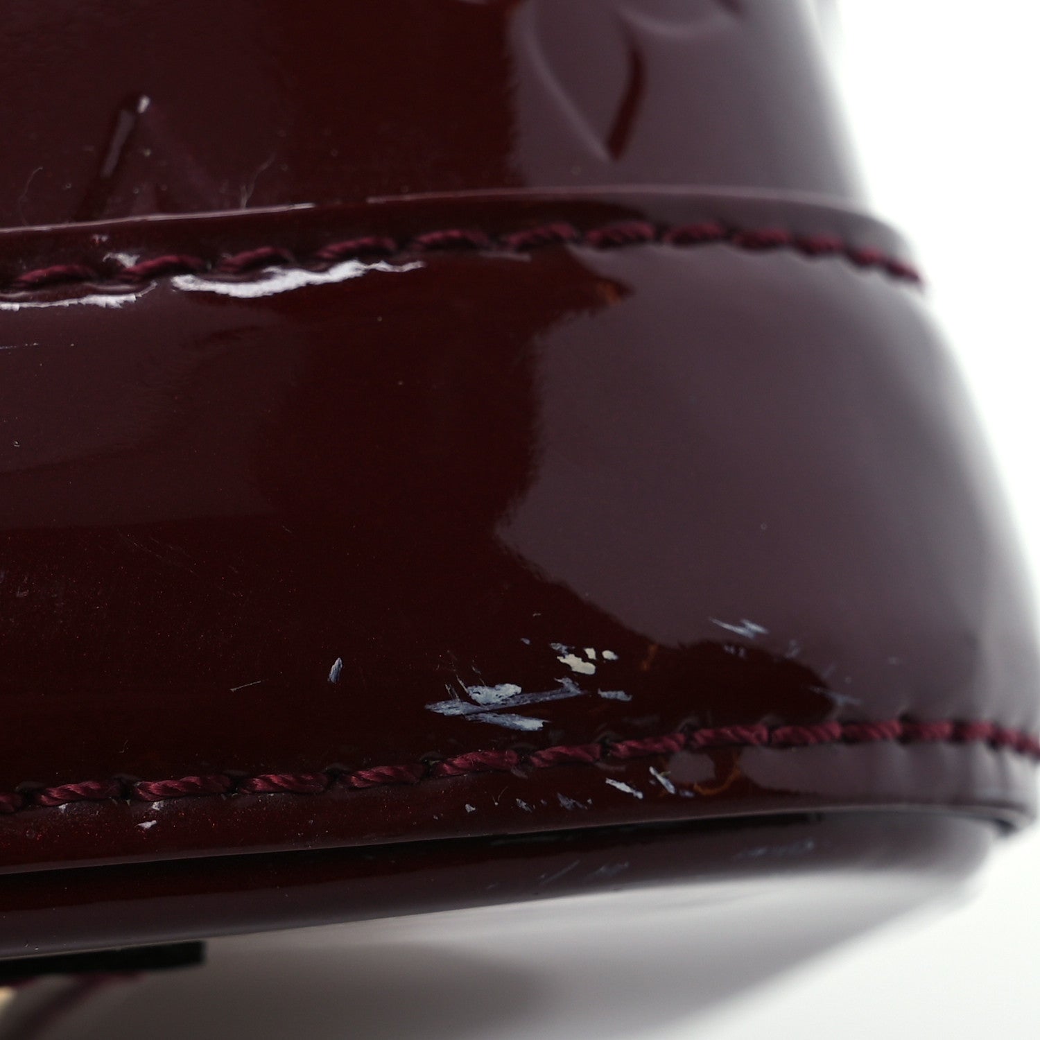 Louis Vuitton Vernis Alma BB Griotte 15 of 18