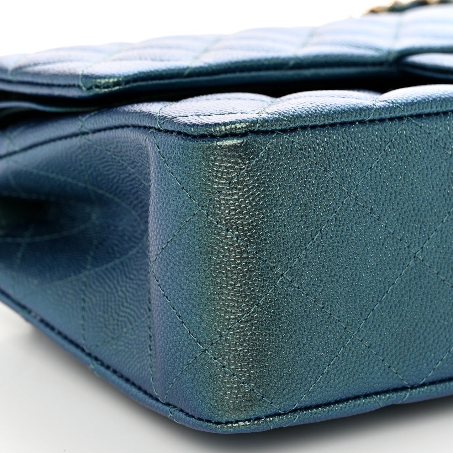 Iridescent Caviar Quilted Medium Double Flap Green