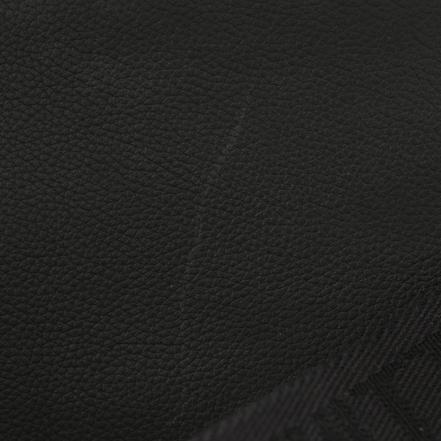 Grained Calfskin Aerogram Slingbag Black