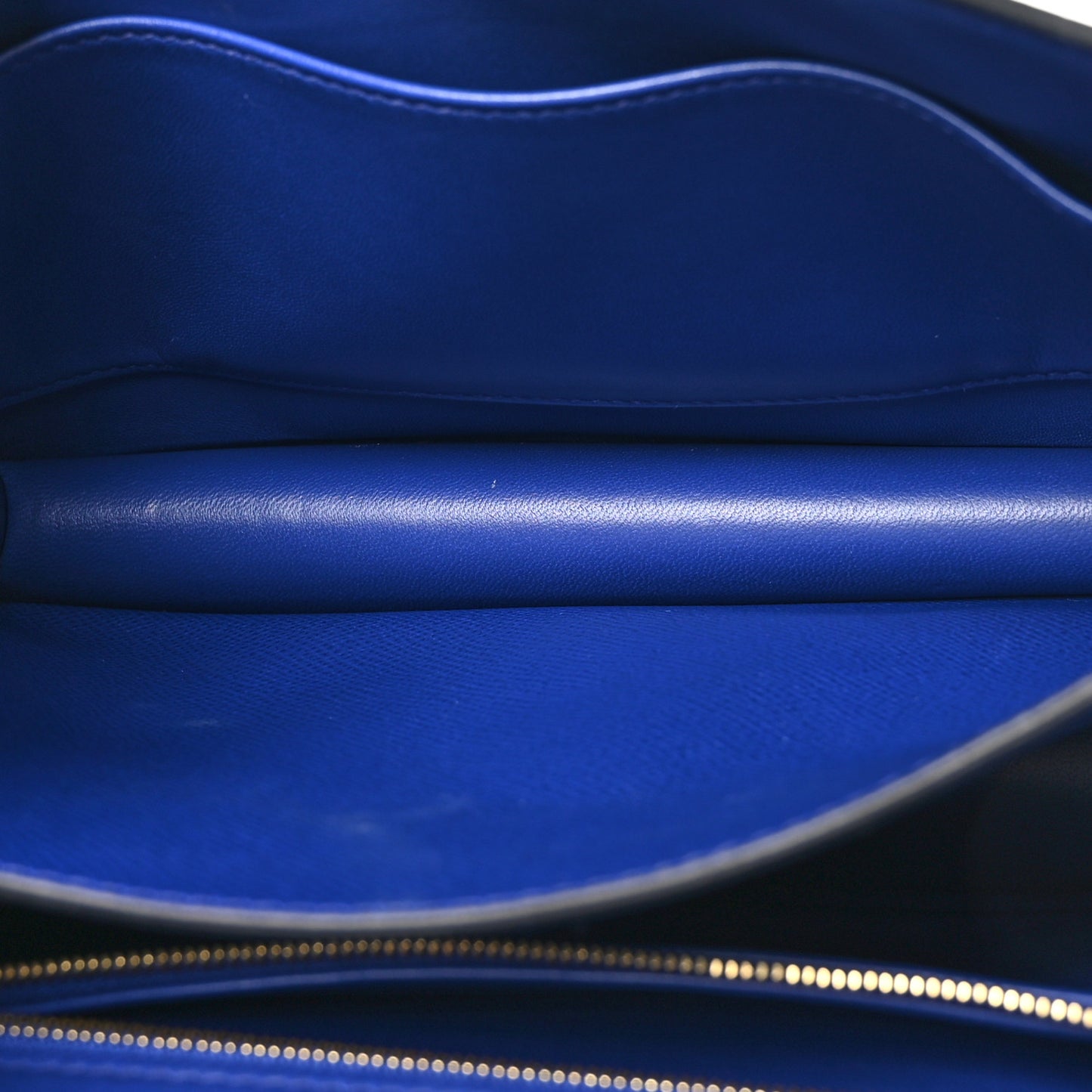 Epsom Constance 24 Bleu Electrique