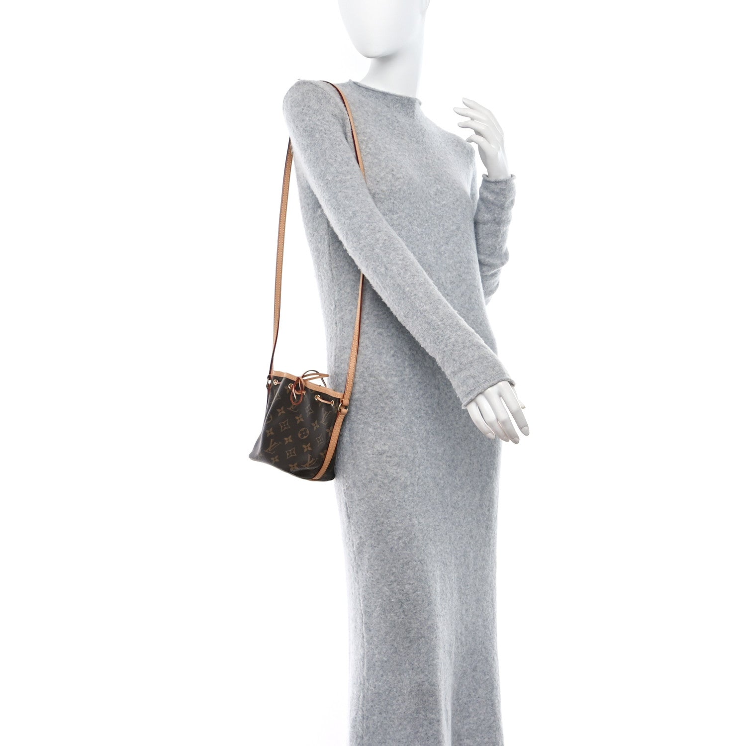 Louis Vuitton Monogram Nano Noe 2 of 9