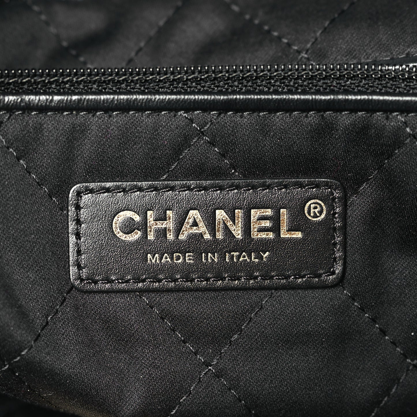 Shiny Calfskin Quilted Small Chanel 22 Black