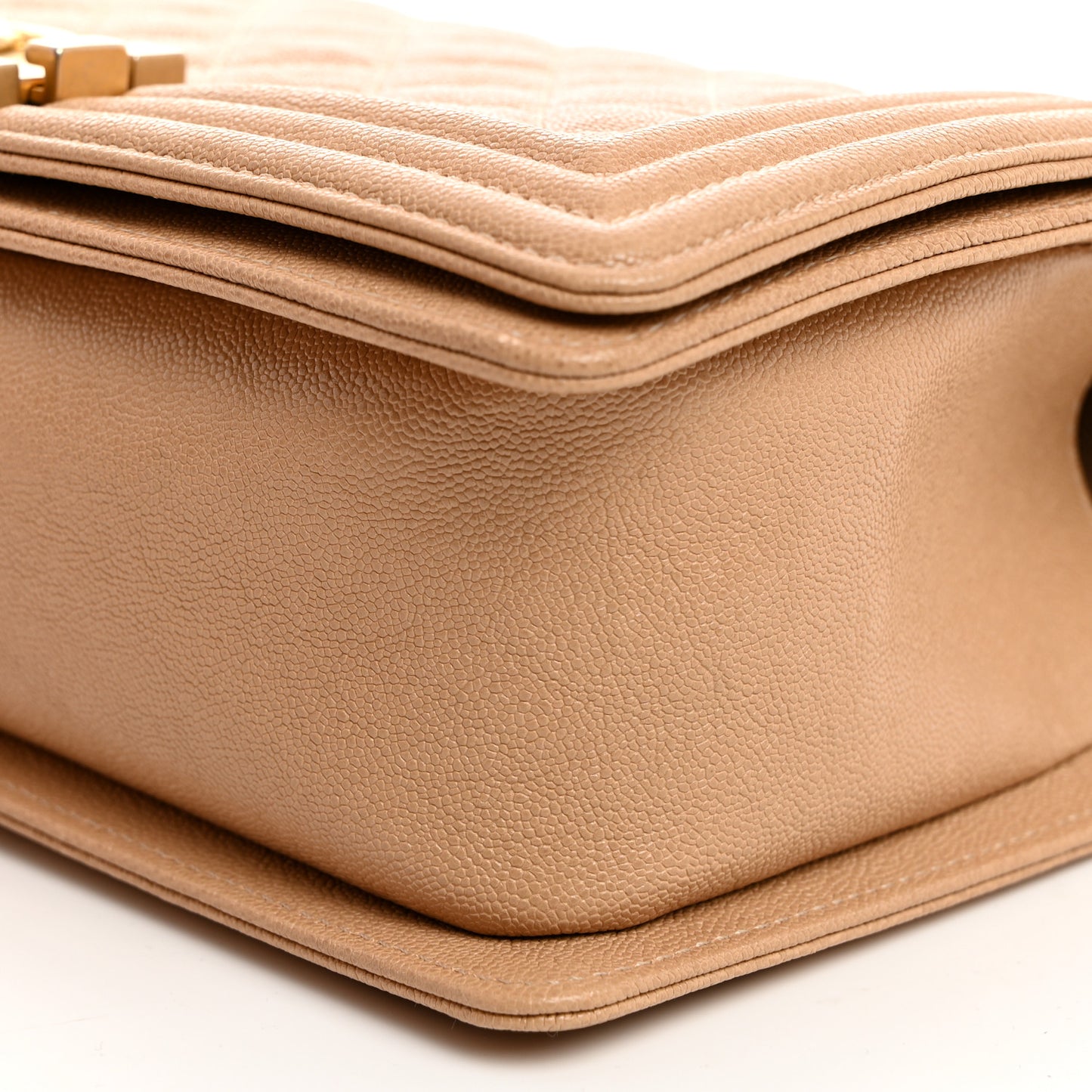 Caviar Quilted Medium Boy Flap Beige