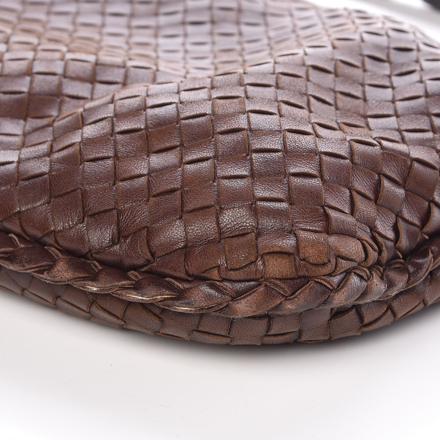 Nappa Intrecciato Medium Veneta Hobo Brown