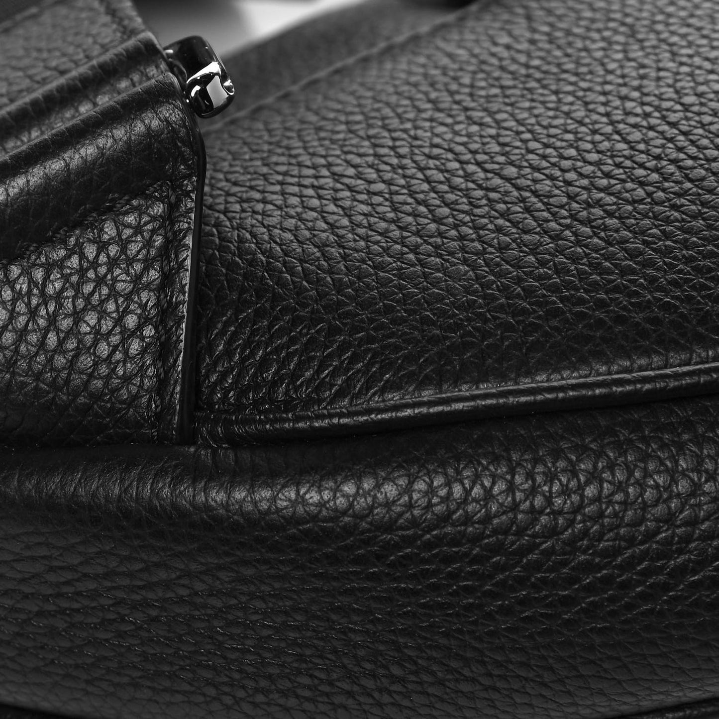 X SHAWN STUSSY Grained Calfskin Saddle Bag Black